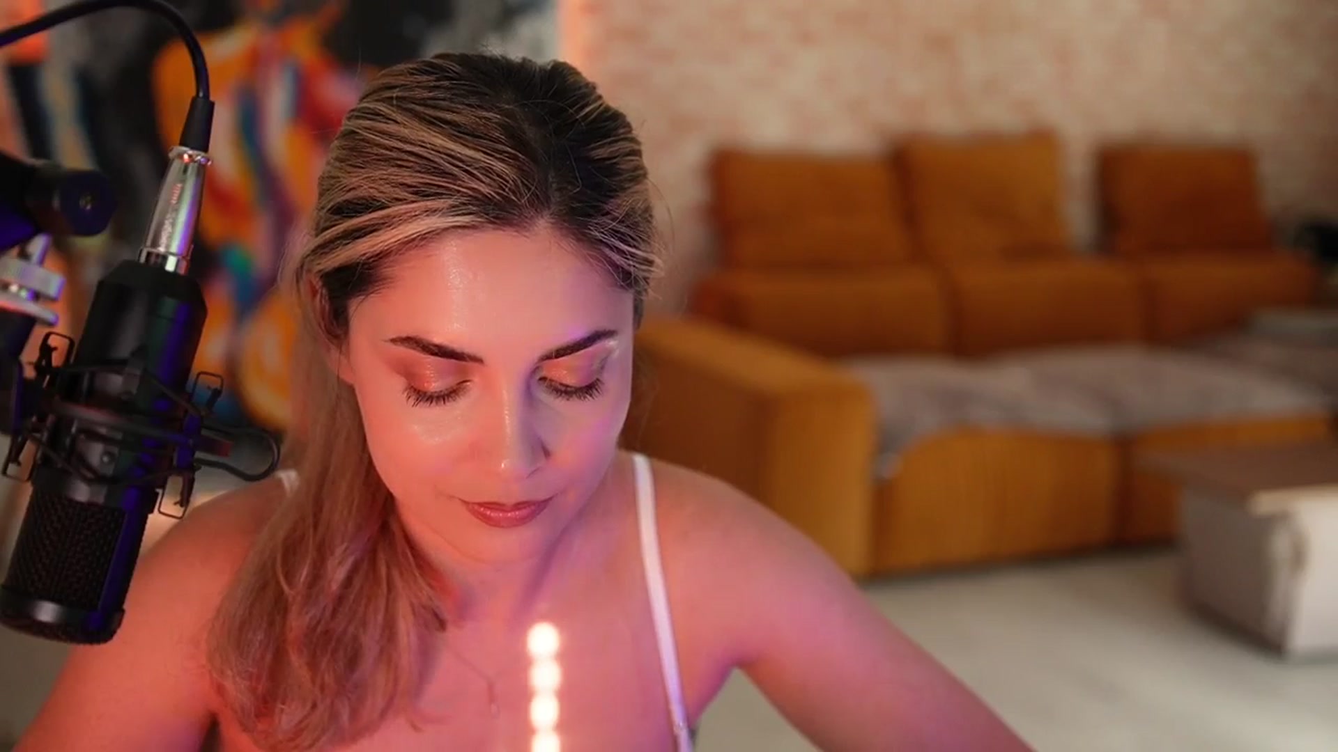 Gallery image thumbnail from Allie_Synn's myfreecams stream on, 07/03/2025, 15:33 image 13 of 20