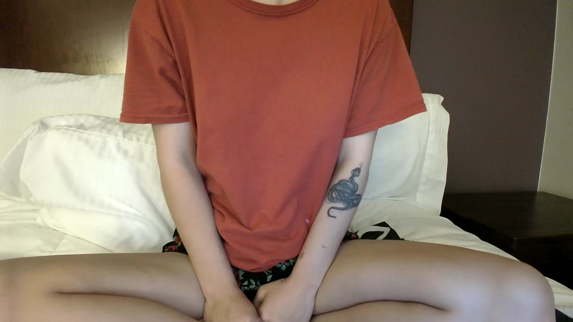 Gallery image thumbnail from Alliebearxx21's myfreecams stream on, 07/10/2023, 18:24 image 18 of 20
