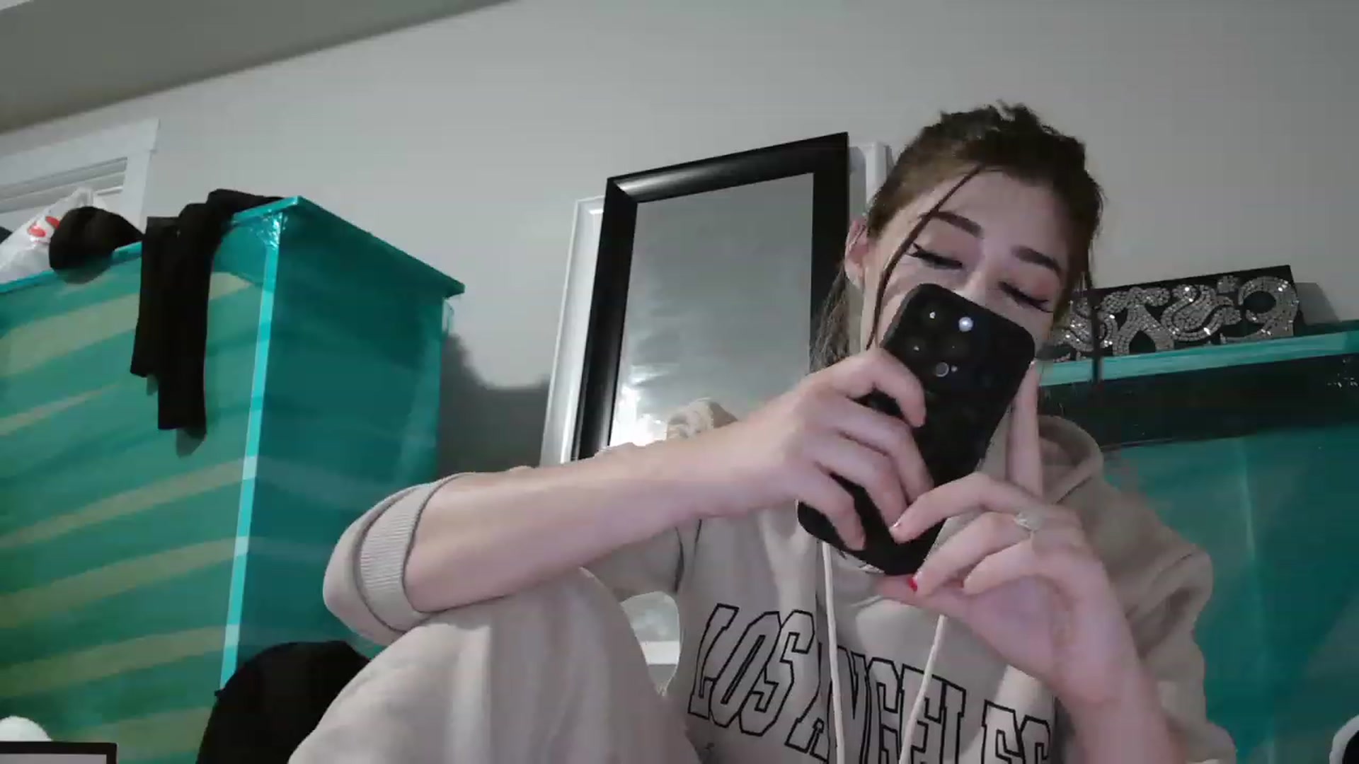 Gallery image thumbnail from Alliecat001's myfreecams stream on, 12/07/2022, 14:02 image 9 of 20