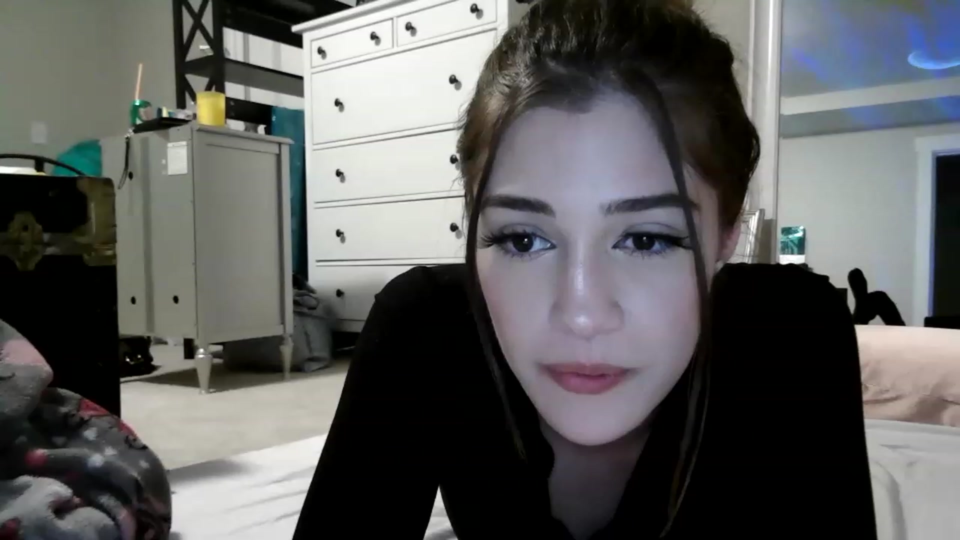 Gallery image thumbnail from Alliecat001's myfreecams stream on, 12/11/2022, 11:53 image 4 of 20