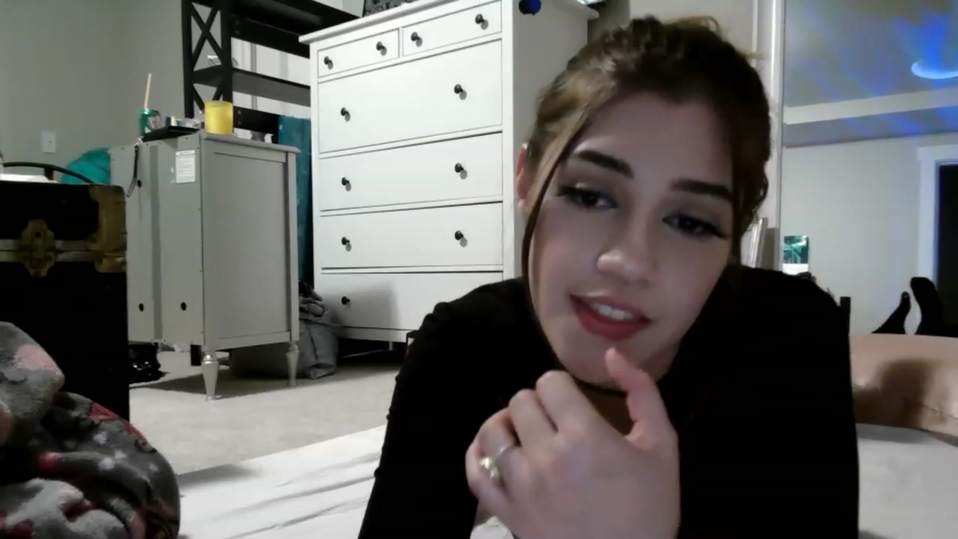 Gallery image thumbnail from Alliecat001's myfreecams stream on, 12/11/2022, 11:53 image 6 of 20