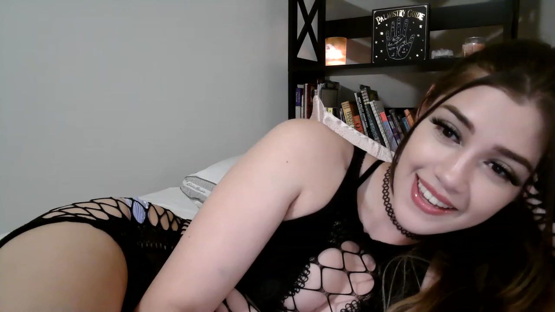 Gallery image thumbnail from Alliecat001's myfreecams stream on, 12/15/2022, 11:20 image 3 of 20