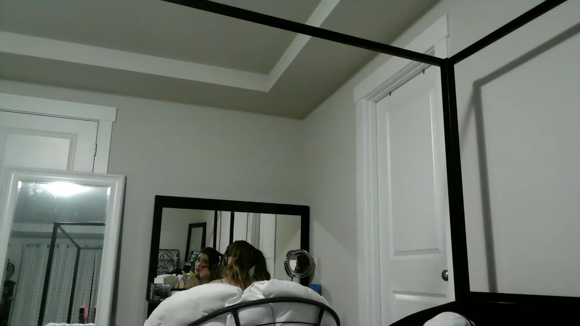 Gallery image thumbnail from Alliecat001's myfreecams stream on, 03/16/2023, 08:03 image 11 of 20