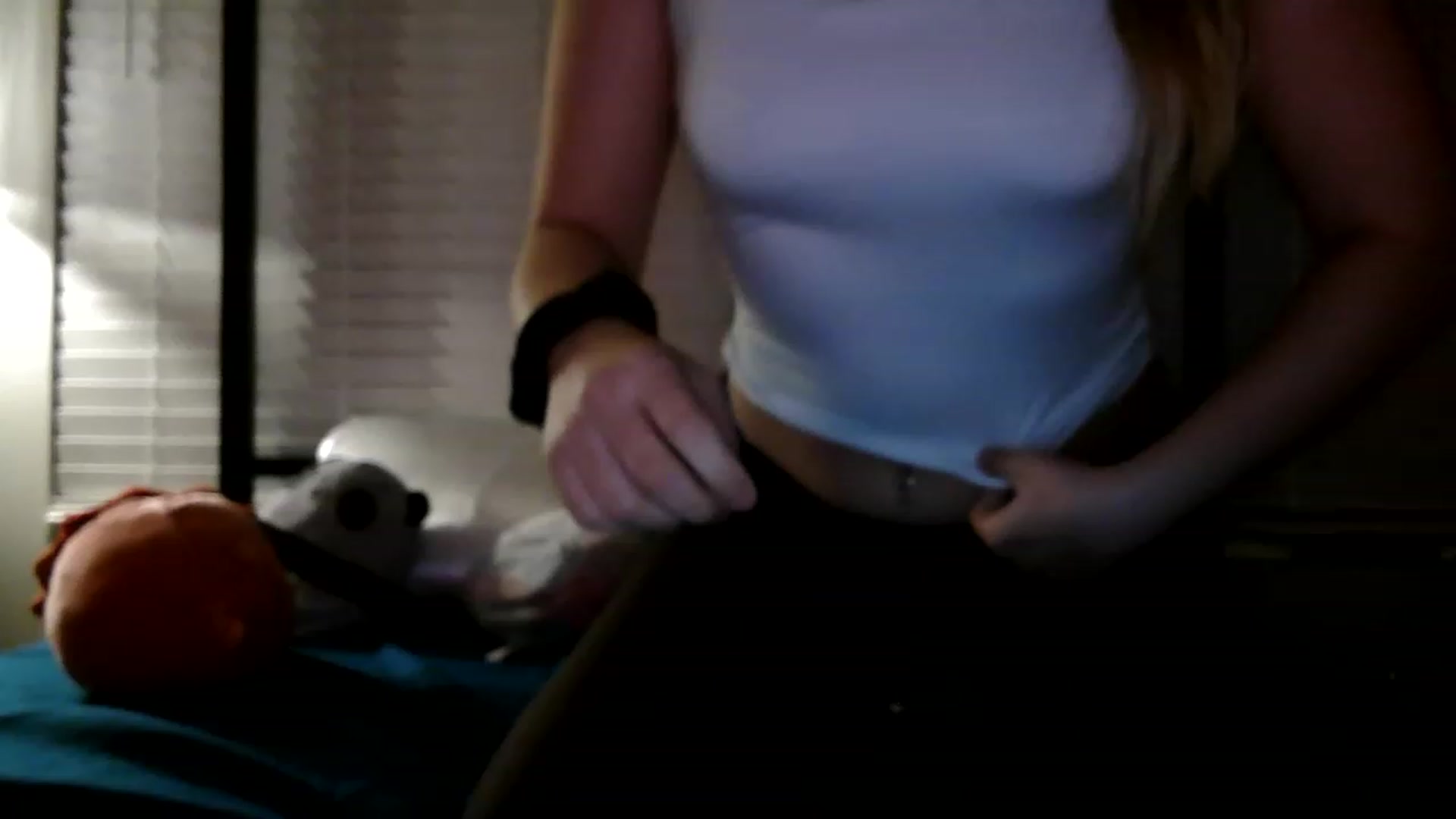 Gallery image thumbnail from Alliecat001's myfreecams stream on, 05/09/2023, 09:07 image 1 of 20