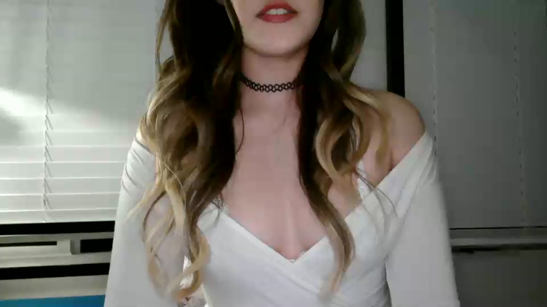 Gallery image thumbnail from Alliecat001's myfreecams stream on, 07/06/2023, 08:31 image 1 of 20