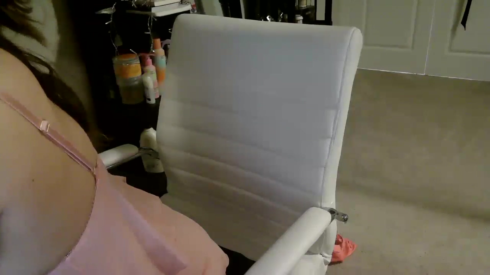 Gallery image thumbnail from Alliecat001's myfreecams stream on, 08/25/2023, 05:08 image 6 of 20