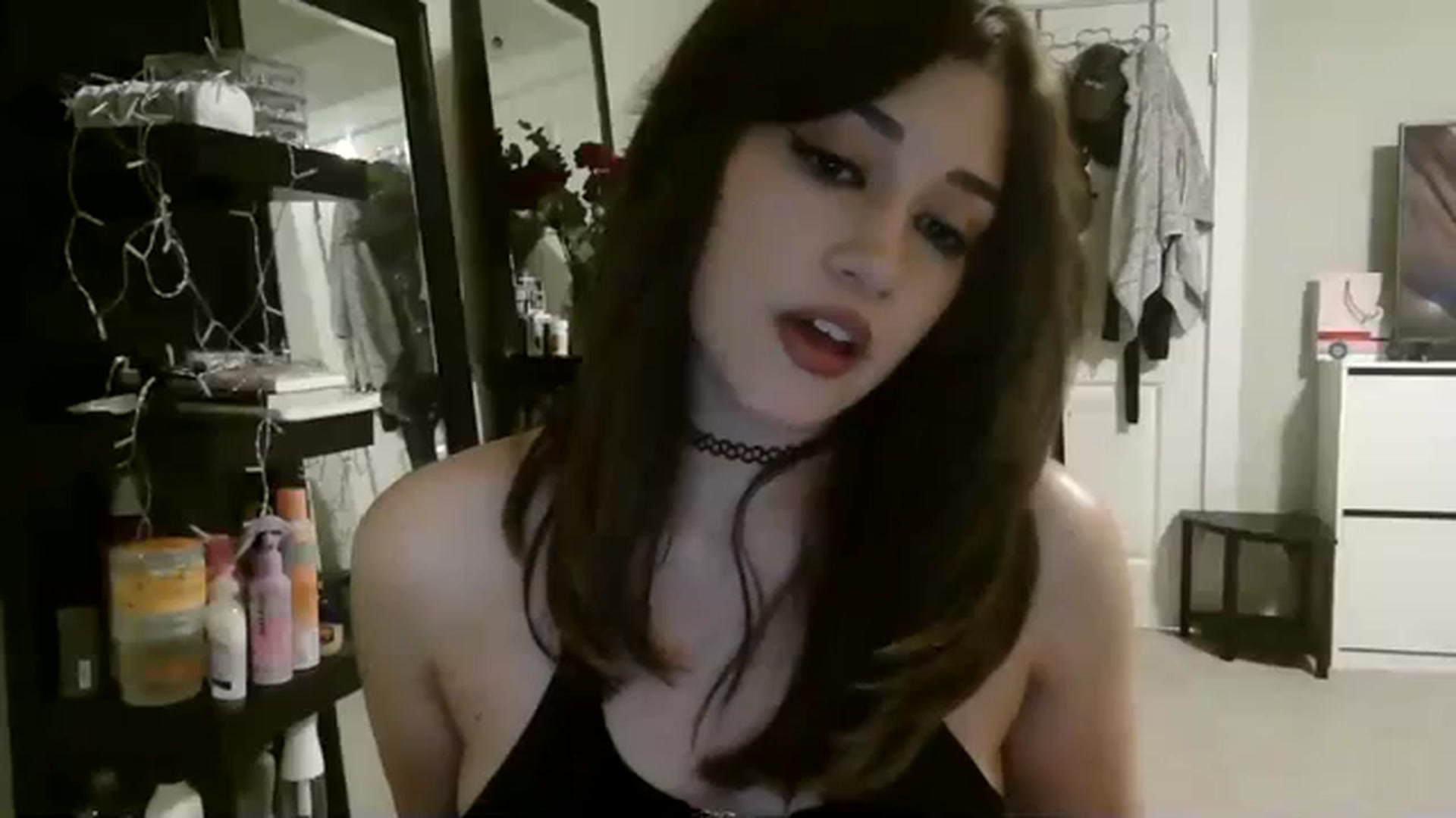 Gallery image thumbnail from Alliecat001's myfreecams stream on, 08/27/2023, 09:21 image 1 of 20