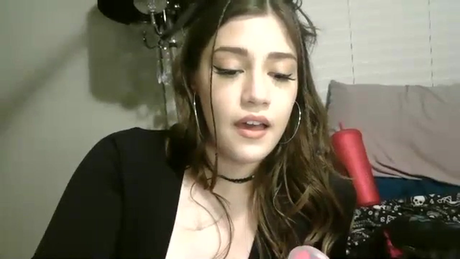 Gallery image thumbnail from Alliecat001's myfreecams stream on, 10/10/2023, 06:47 image 8 of 20