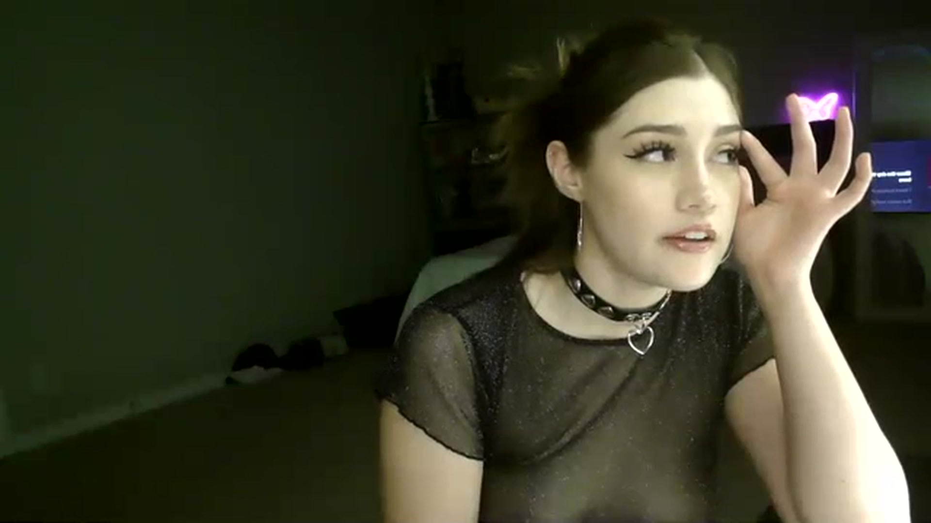 Gallery image thumbnail from Alliecat001's myfreecams stream on, 11/25/2023, 07:40 image 3 of 20
