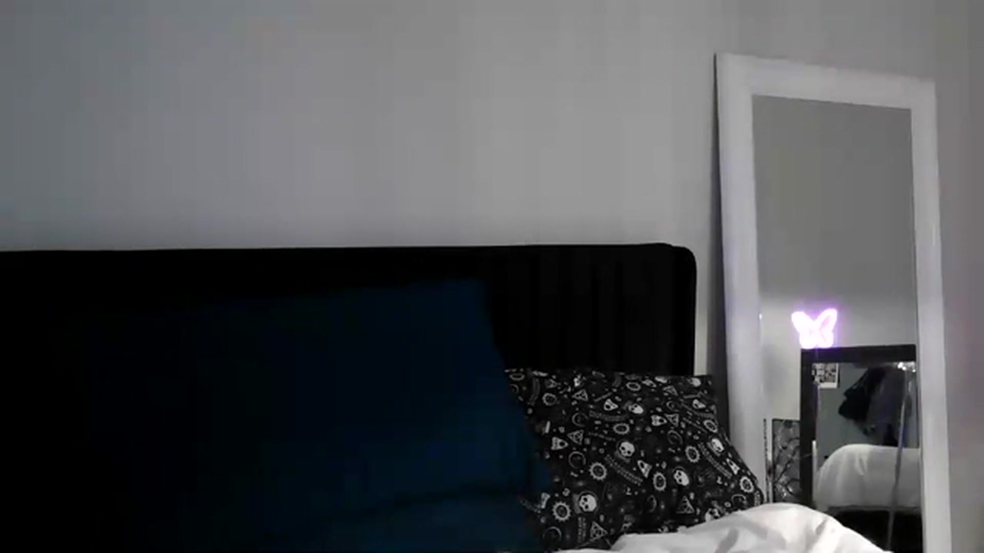 Gallery image thumbnail from Alliecat001's myfreecams stream on, 12/14/2023, 07:48 image 7 of 20