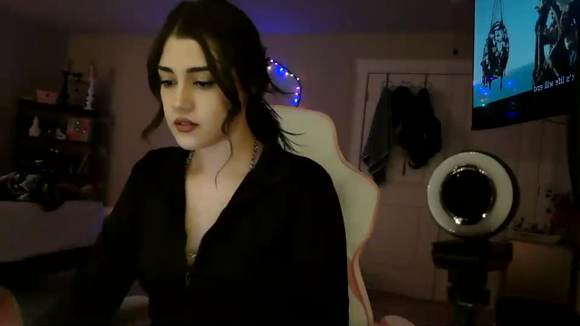 Gallery image thumbnail from Alliecat001's myfreecams stream on, 01/21/2024, 08:44 image 16 of 20