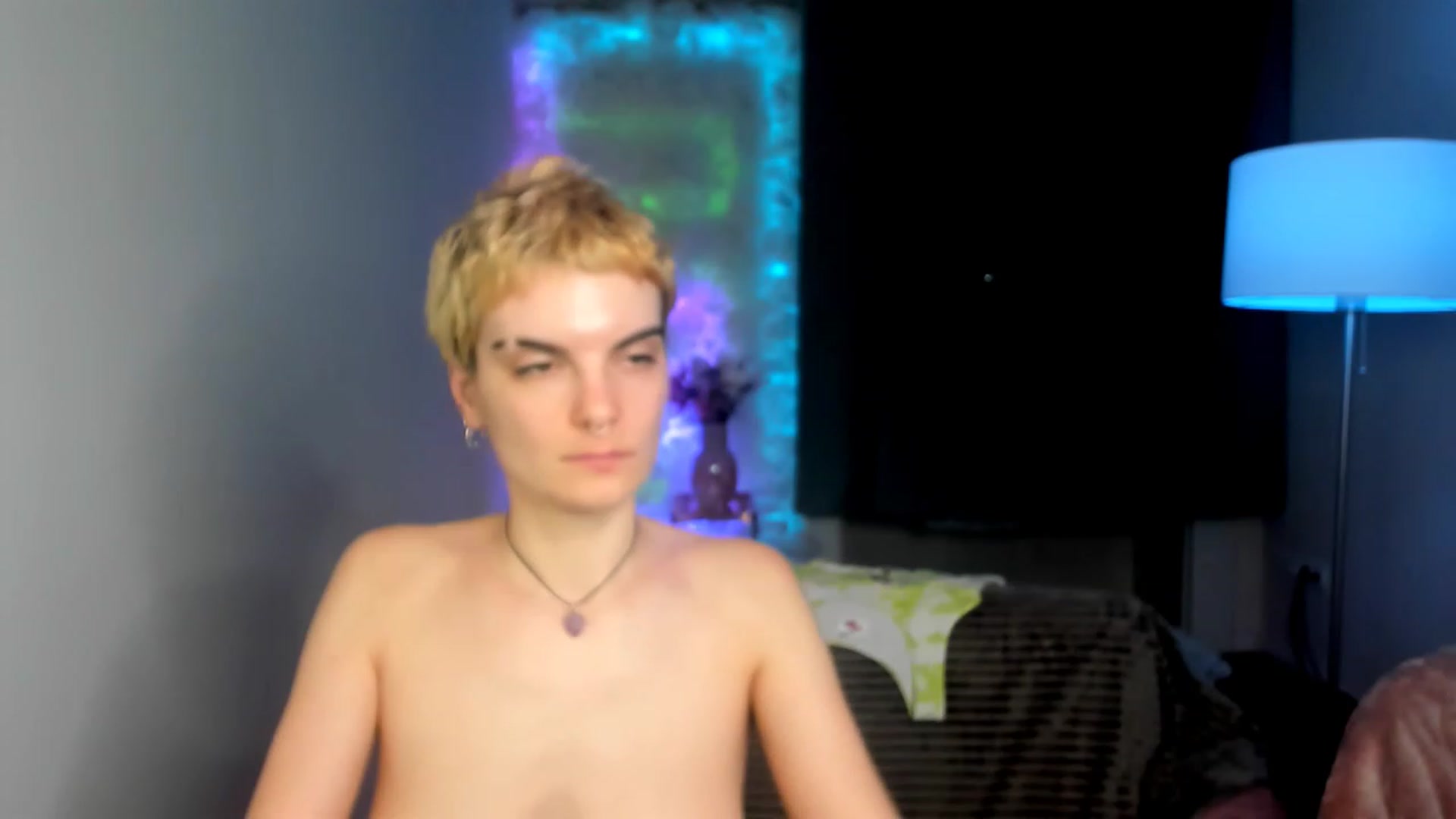 Gallery image thumbnail from AllieeSmith's myfreecams stream on, 11/14/2022, 21:30 image 15 of 20