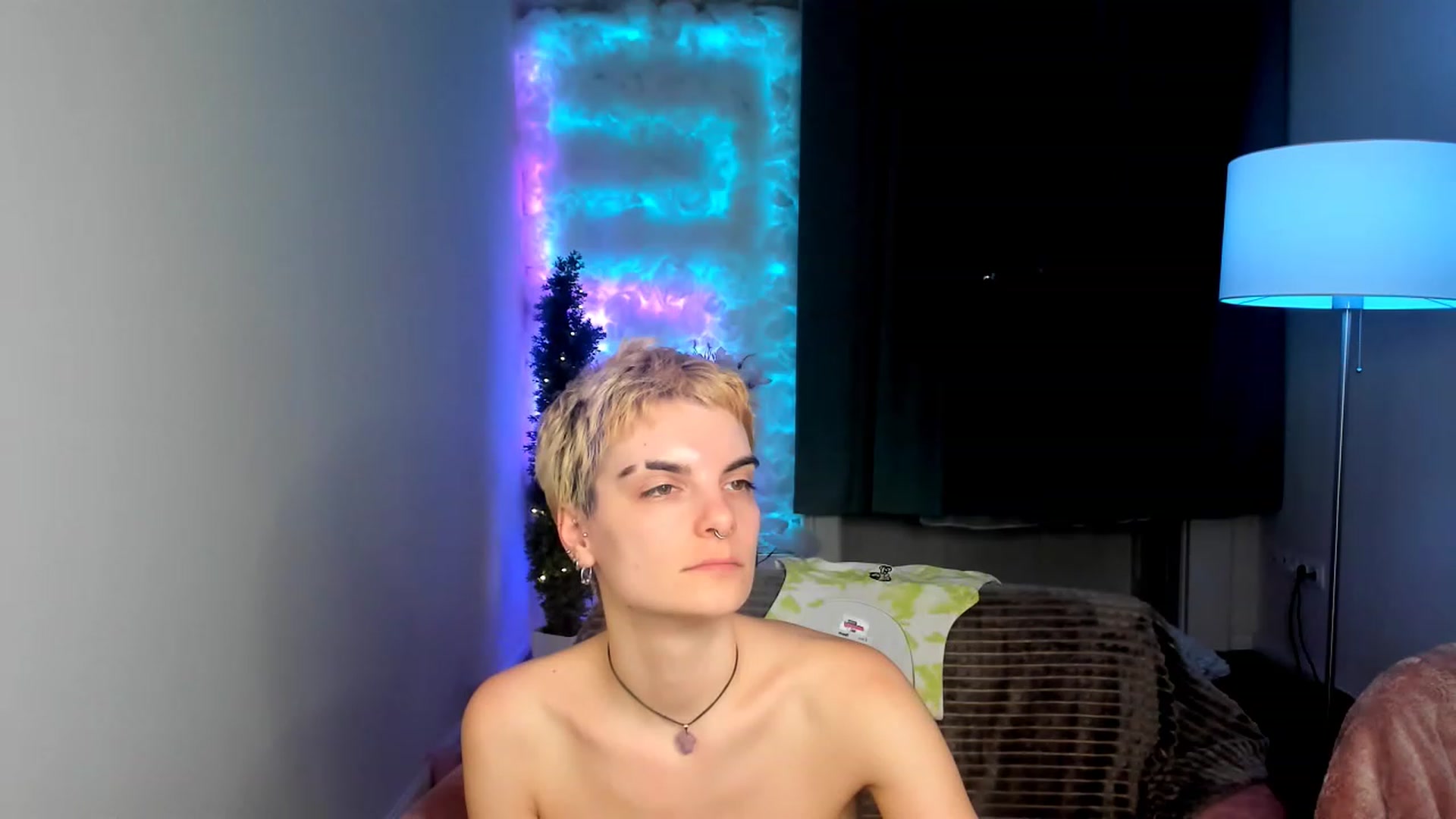 Gallery image thumbnail from AllieeSmith's myfreecams stream on, 11/14/2022, 21:30 image 7 of 20