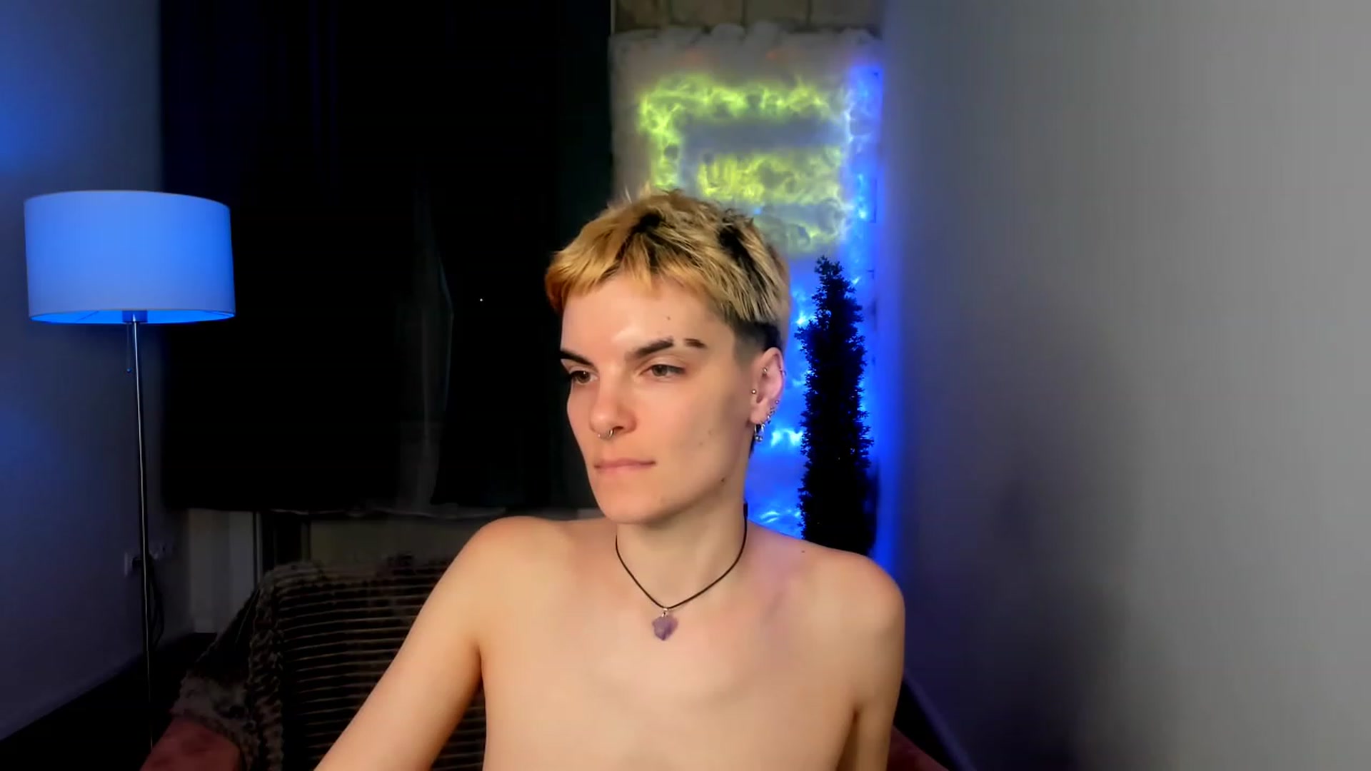 Gallery image thumbnail from AllieeSmith's myfreecams stream on, 11/21/2022, 03:20 image 4 of 20