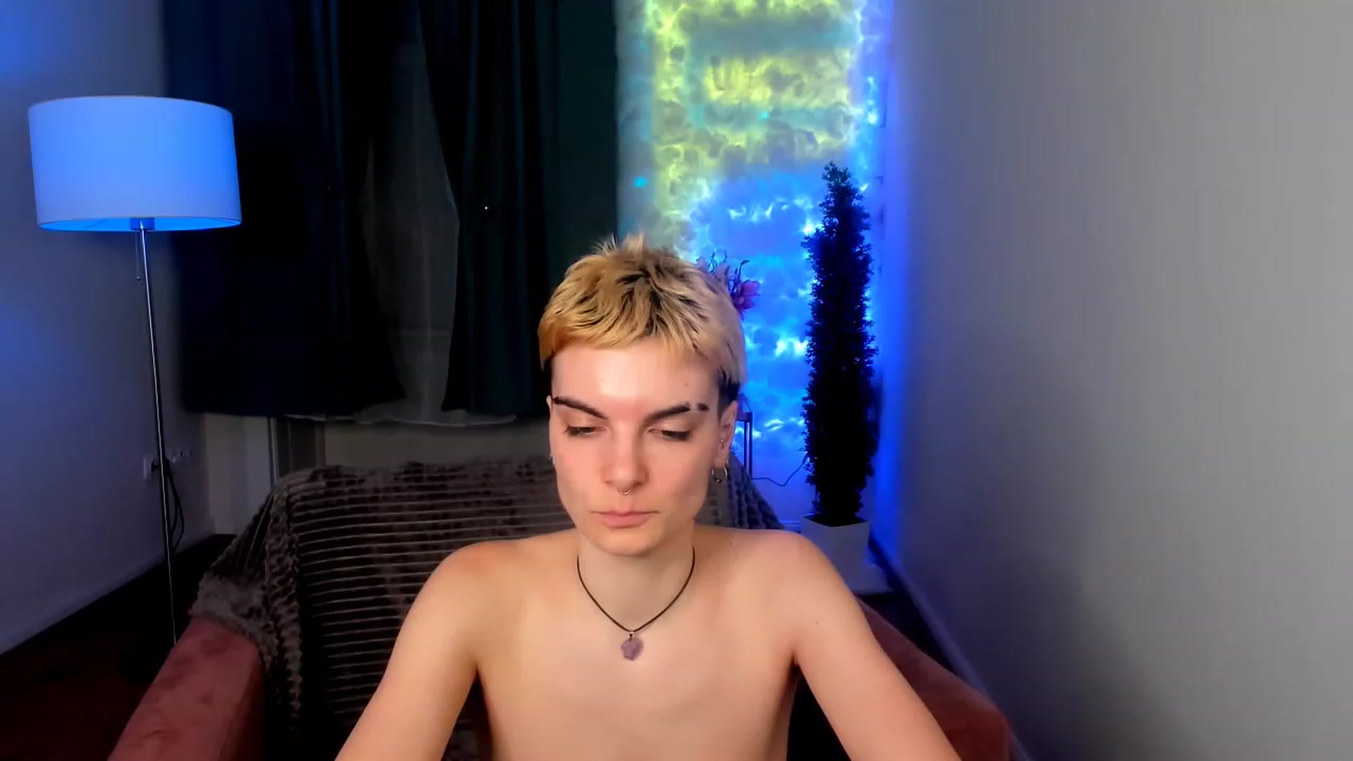 Gallery image thumbnail from AllieeSmith's myfreecams stream on, 11/21/2022, 03:20 image 17 of 20