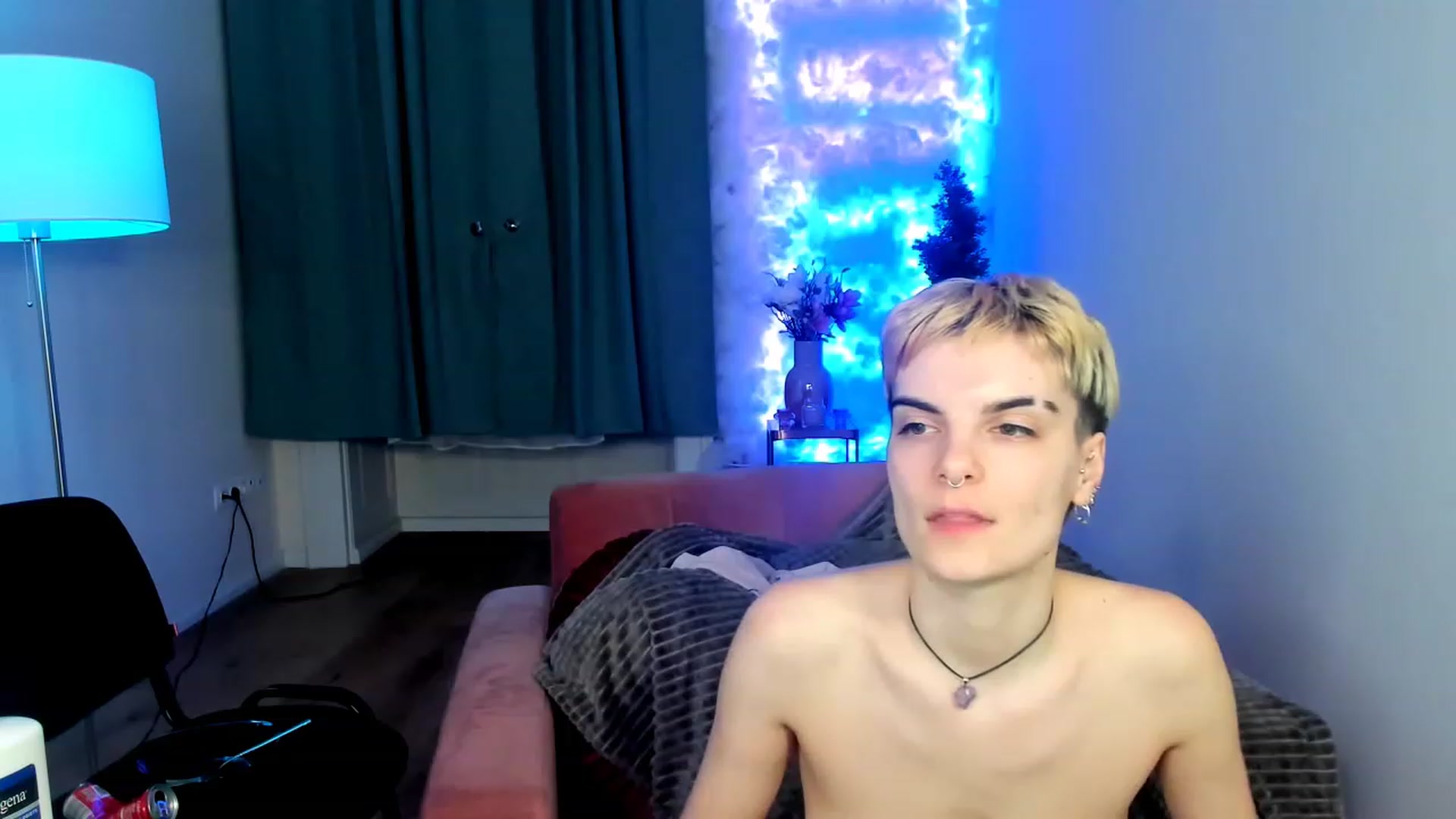 Gallery image thumbnail from AllieeSmith's myfreecams stream on, 11/25/2022, 03:32 image 6 of 20