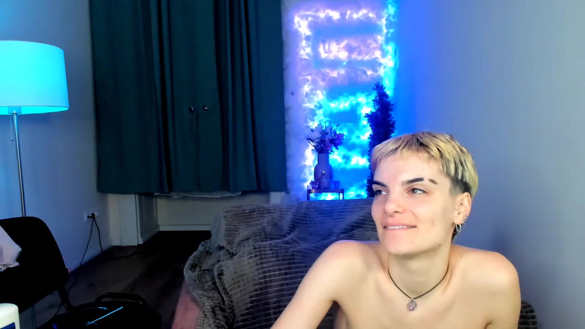 Gallery image thumbnail from AllieeSmith's myfreecams stream on, 11/25/2022, 03:32 image 9 of 20