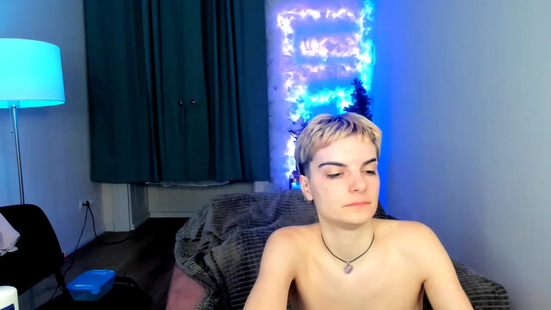 Gallery image thumbnail from AllieeSmith's myfreecams stream on, 11/25/2022, 03:32 image 12 of 20
