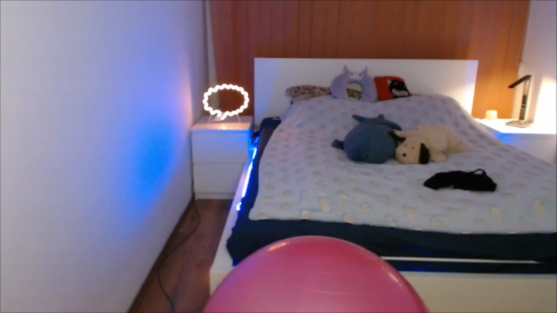 Gallery image thumbnail from AllieeSmith's myfreecams stream on, 08/05/2024, 17:59 image 12 of 20