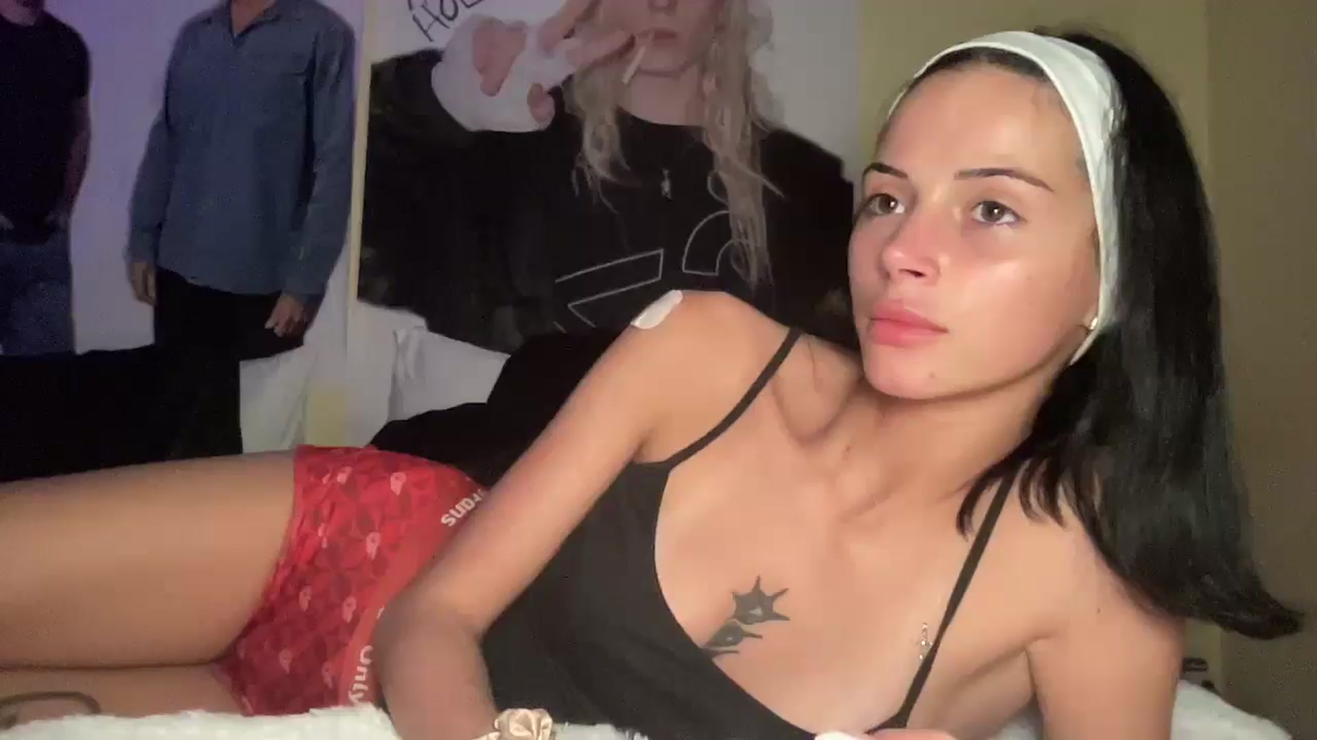 Gallery image thumbnail from Alliefrost's myfreecams stream on, 11/06/2025, 05:54 image 3 of 20