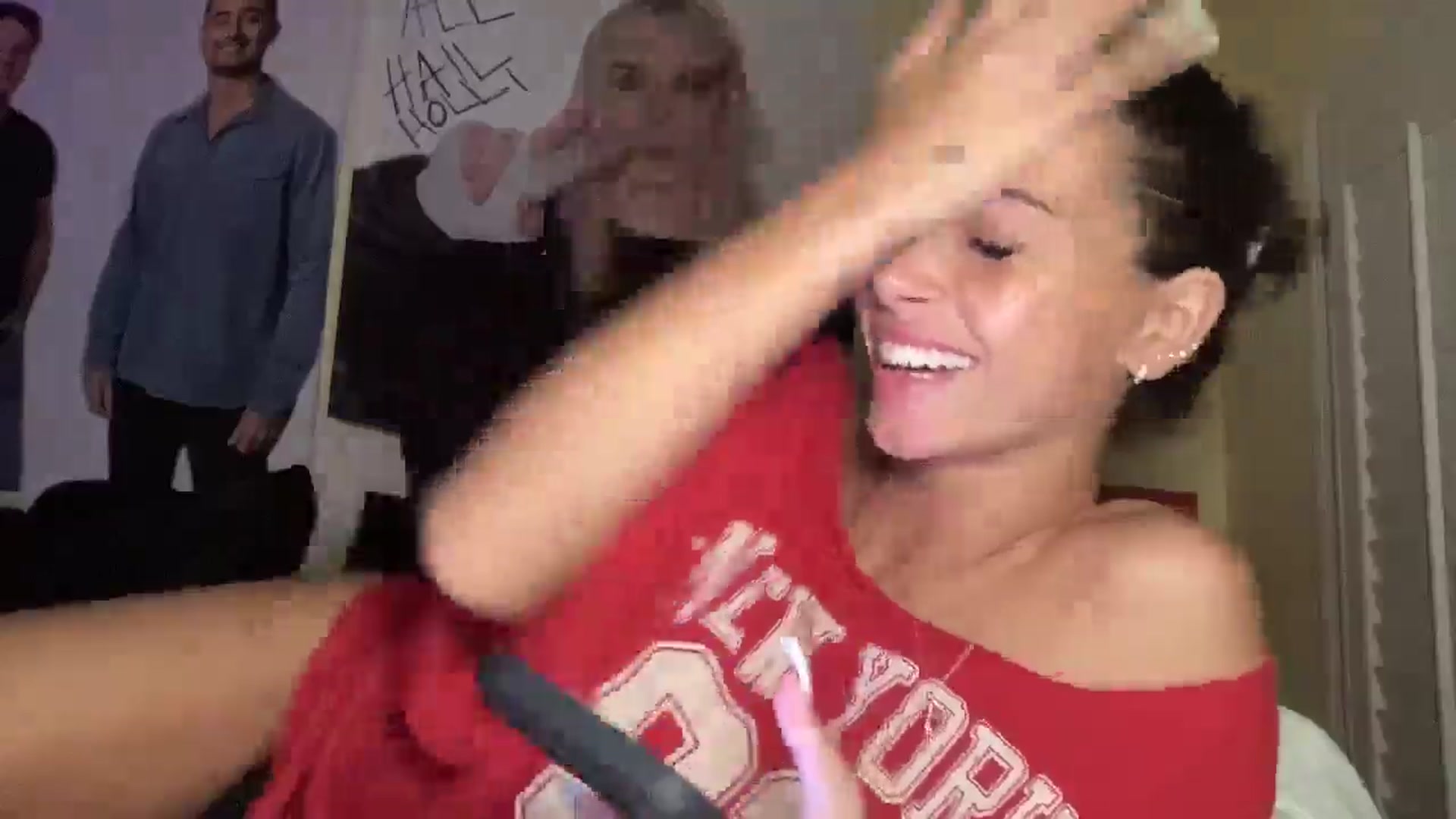 Gallery image thumbnail from Alliefrost's myfreecams stream on, 11/09/2025, 24:41 image 13 of 20