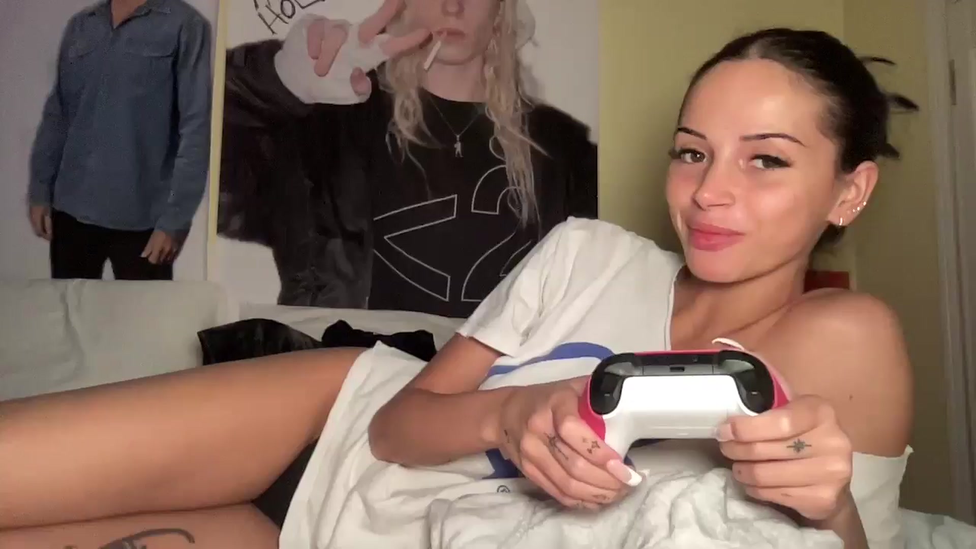 Gallery image thumbnail from Alliefrost's myfreecams stream on, 11/10/2025, 04:53 image 15 of 20
