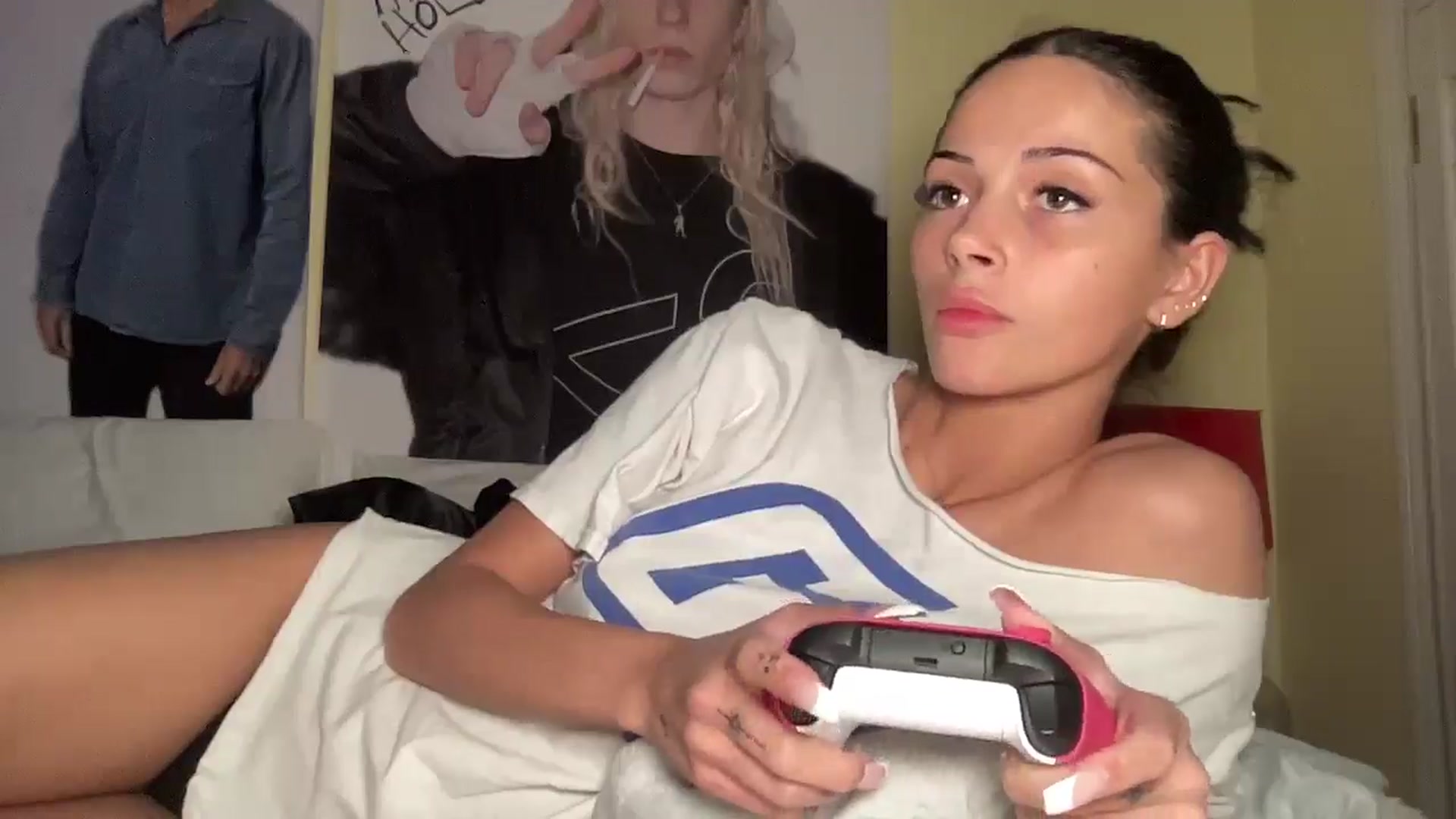 Gallery image thumbnail from Alliefrost's myfreecams stream on, 11/10/2025, 04:53 image 2 of 20