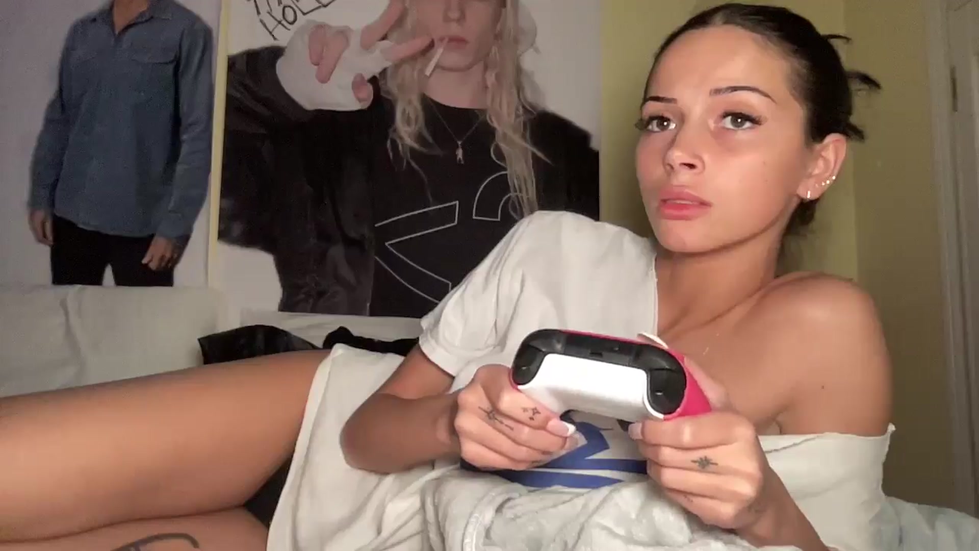 Gallery image thumbnail from Alliefrost's myfreecams stream on, 11/10/2025, 04:53 image 6 of 20