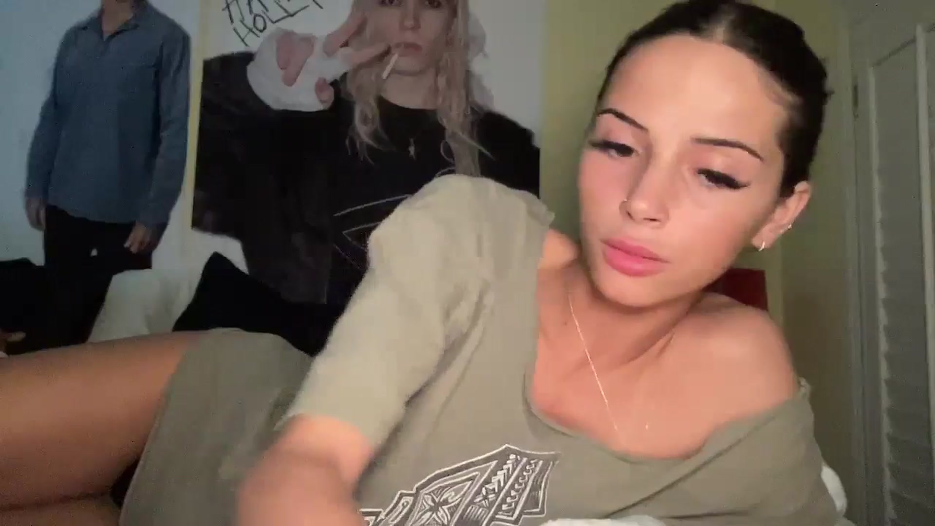 Gallery image thumbnail from Alliefrost's myfreecams stream on, 11/11/2025, 03:08 image 13 of 20