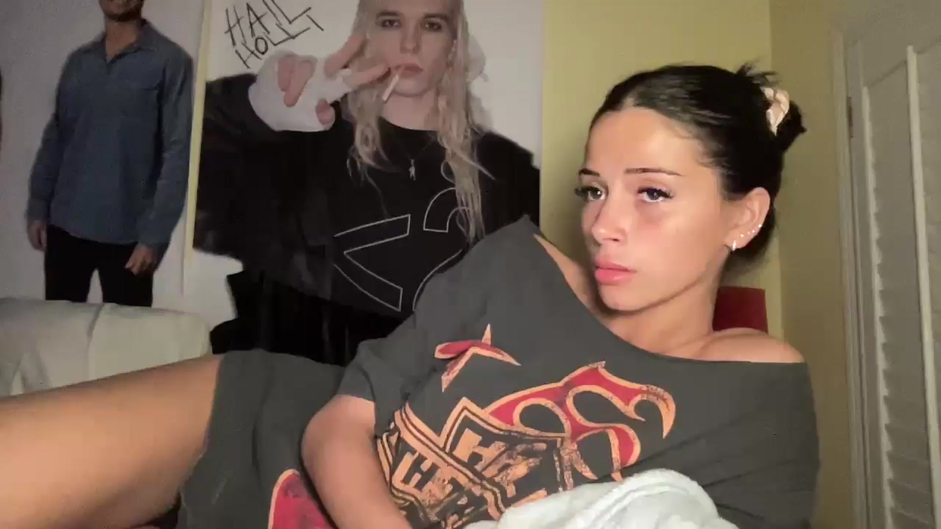Gallery image thumbnail from Alliefrost's myfreecams stream on, 11/12/2025, 24:45 image 7 of 20