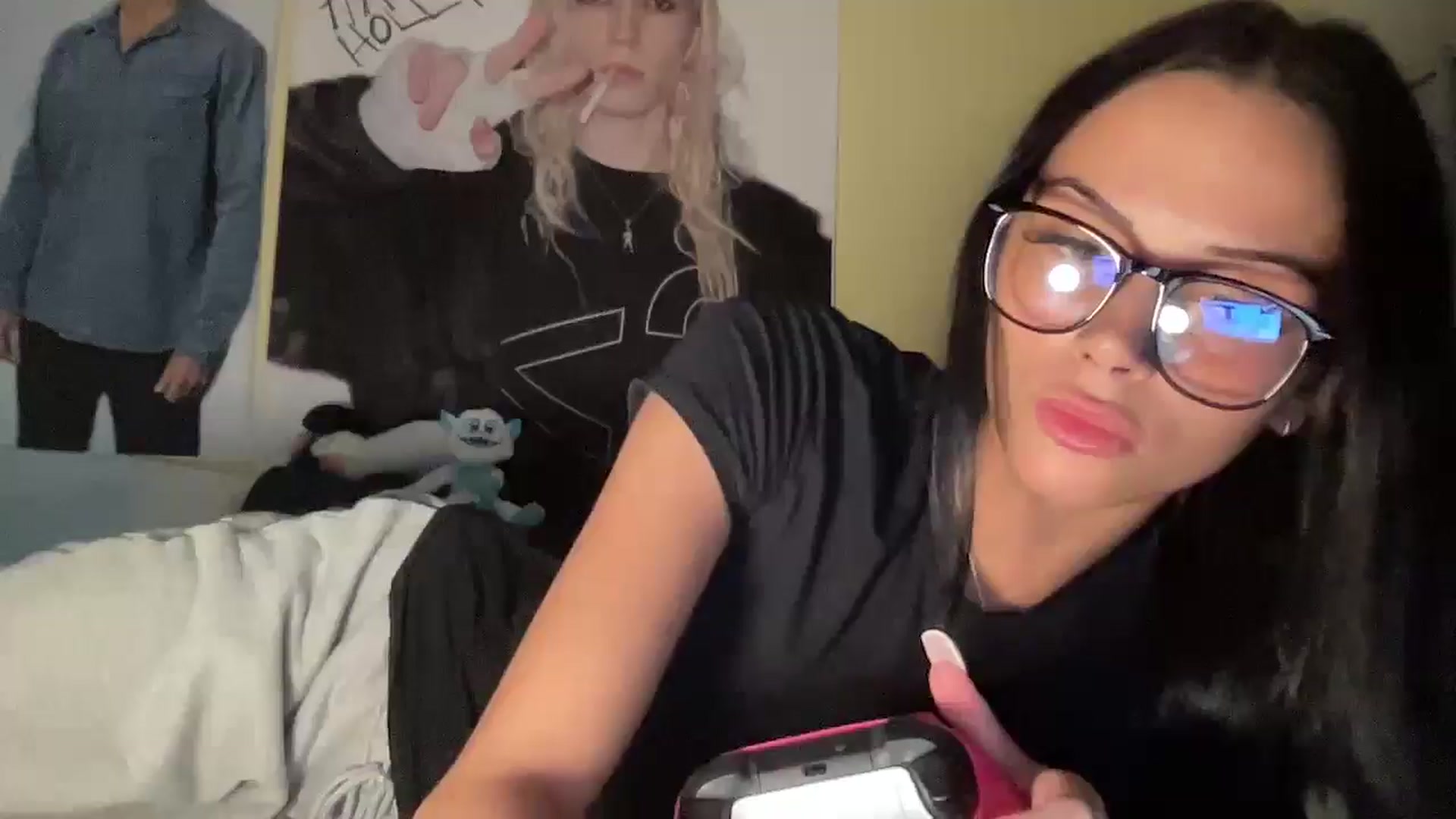 Gallery image thumbnail from Alliefrost's myfreecams stream on, 11/13/2025, 23:45 image 20 of 20