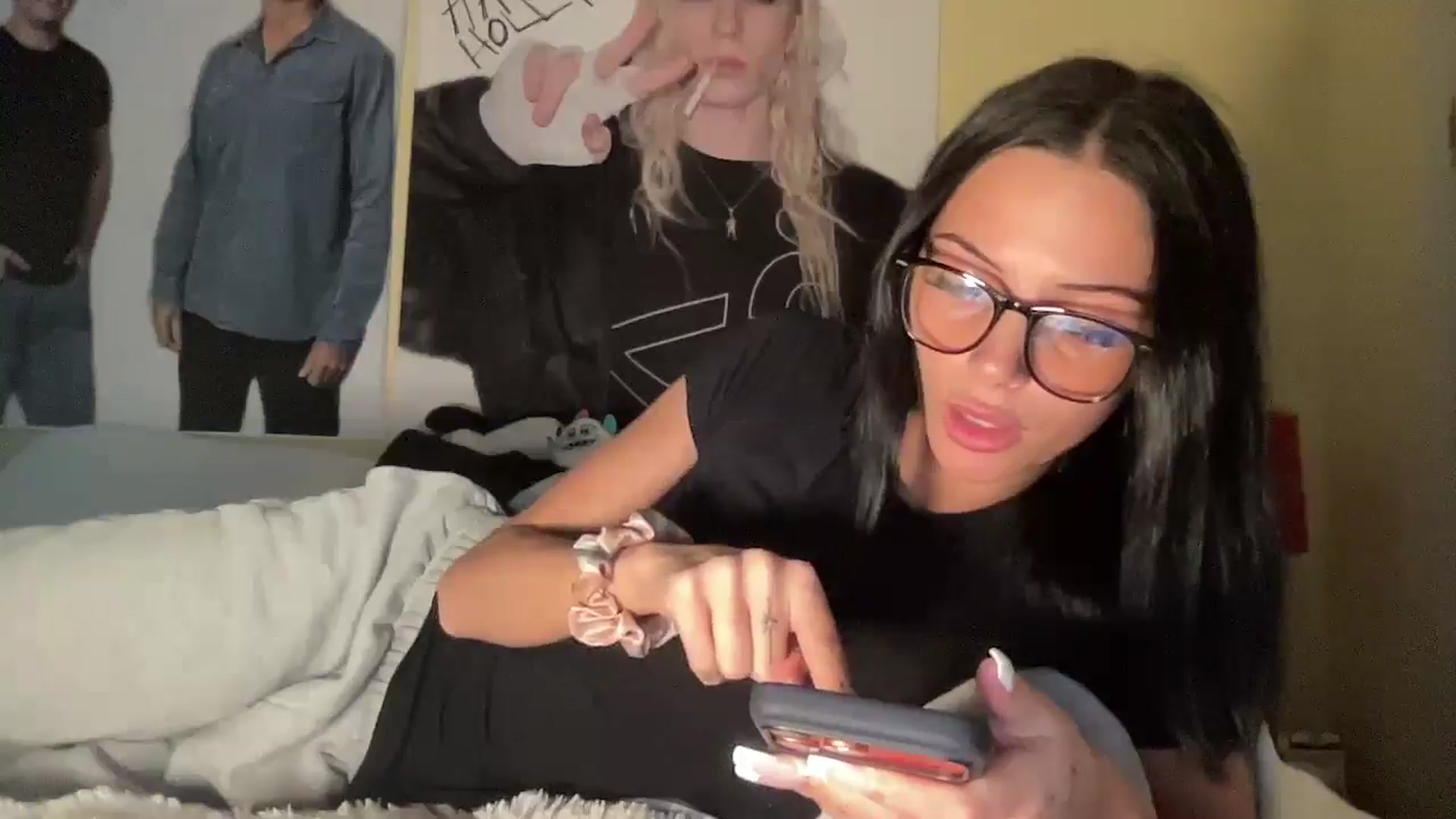 Gallery image thumbnail from Alliefrost's myfreecams stream on, 11/14/2025, 02:07 image 3 of 20