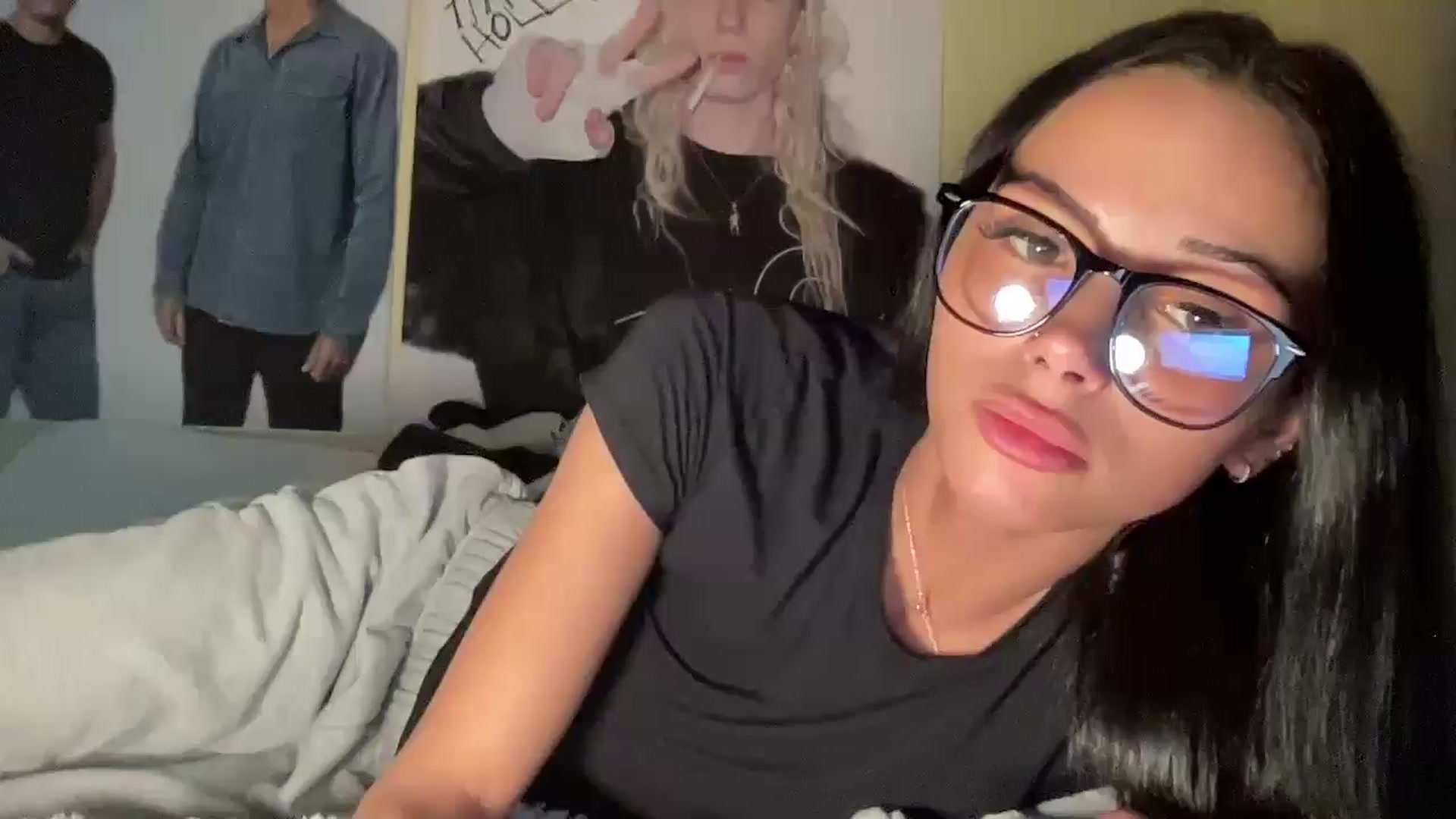 Gallery image thumbnail from Alliefrost's myfreecams stream on, 11/14/2025, 02:07 image 6 of 20