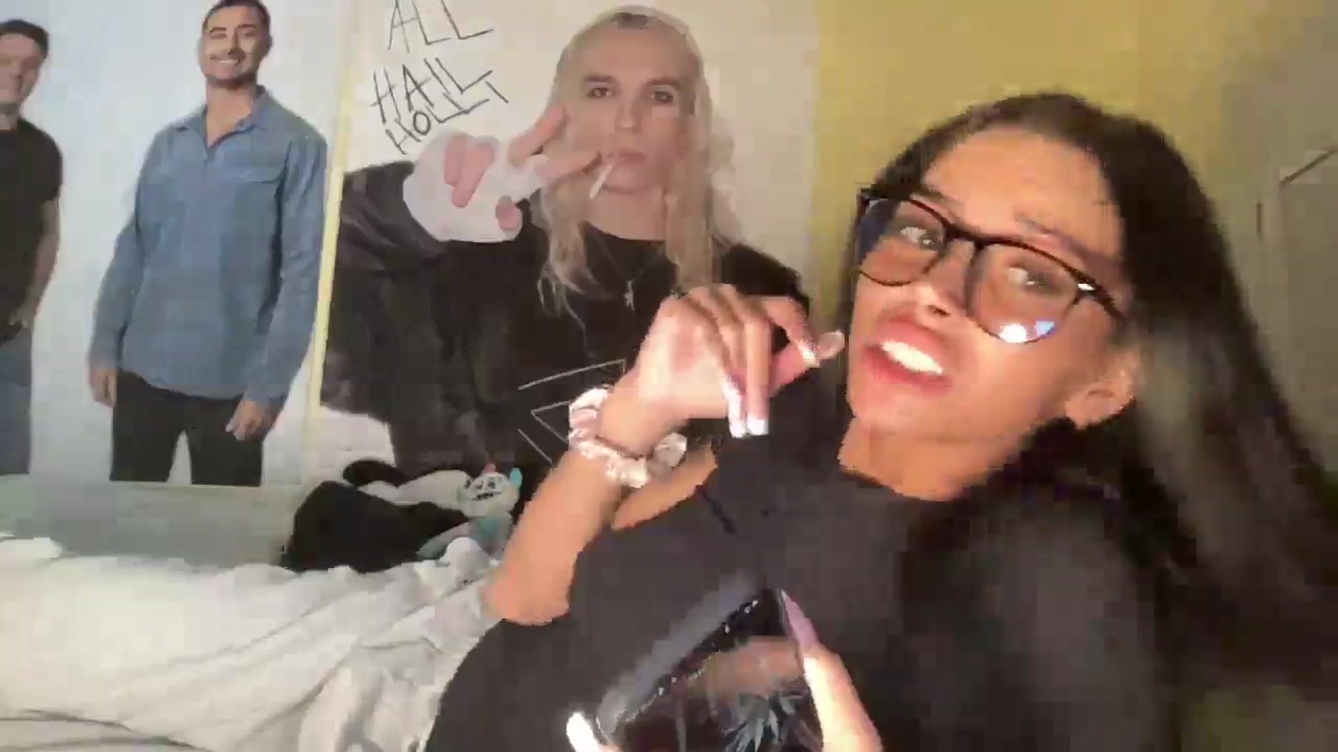 Gallery image thumbnail from Alliefrost's myfreecams stream on, 11/14/2025, 02:07 image 10 of 20