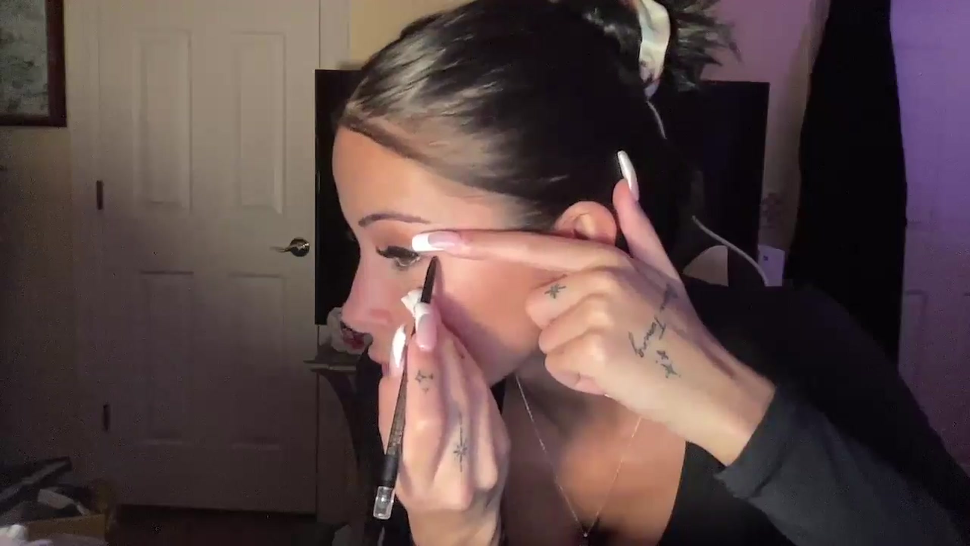 Gallery image thumbnail from Alliefrost's myfreecams stream on, 11/16/2025, 02:21 image 3 of 20