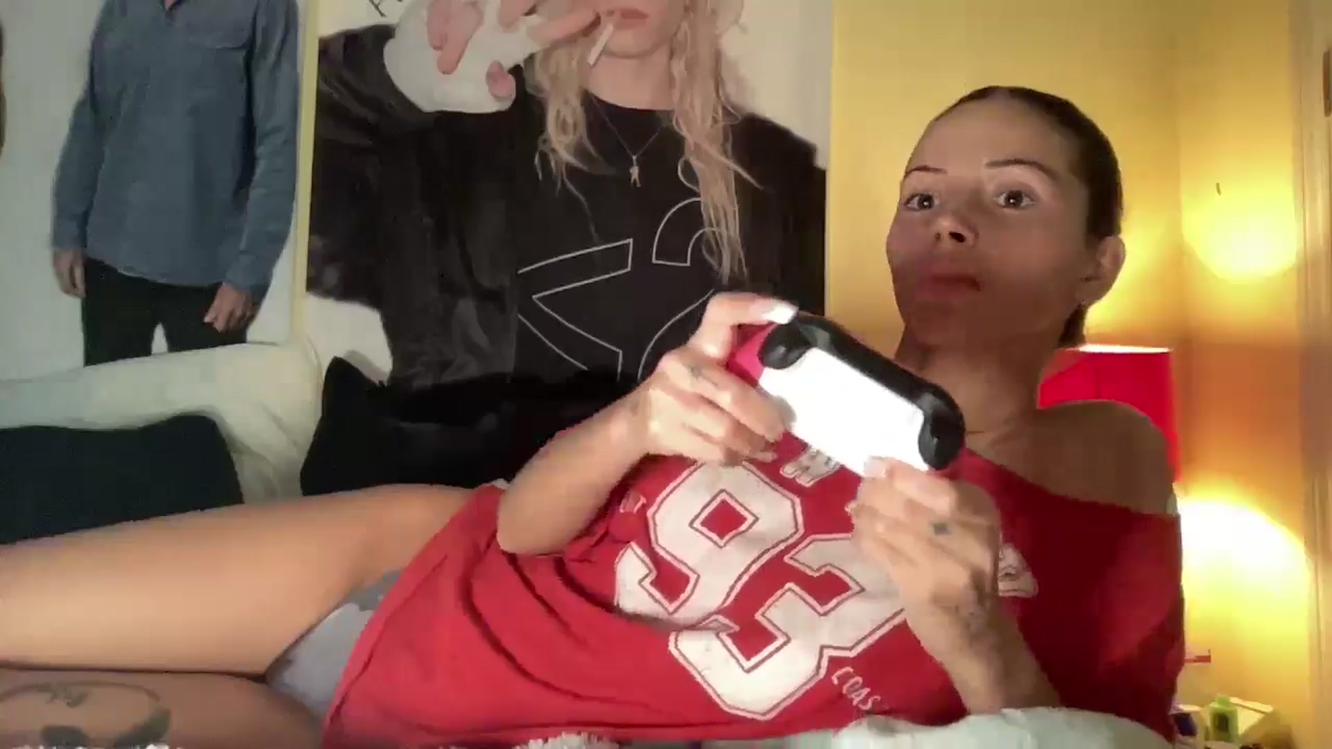 Gallery image thumbnail from Alliefrost's myfreecams stream on, 11/19/2025, 04:02 image 11 of 20