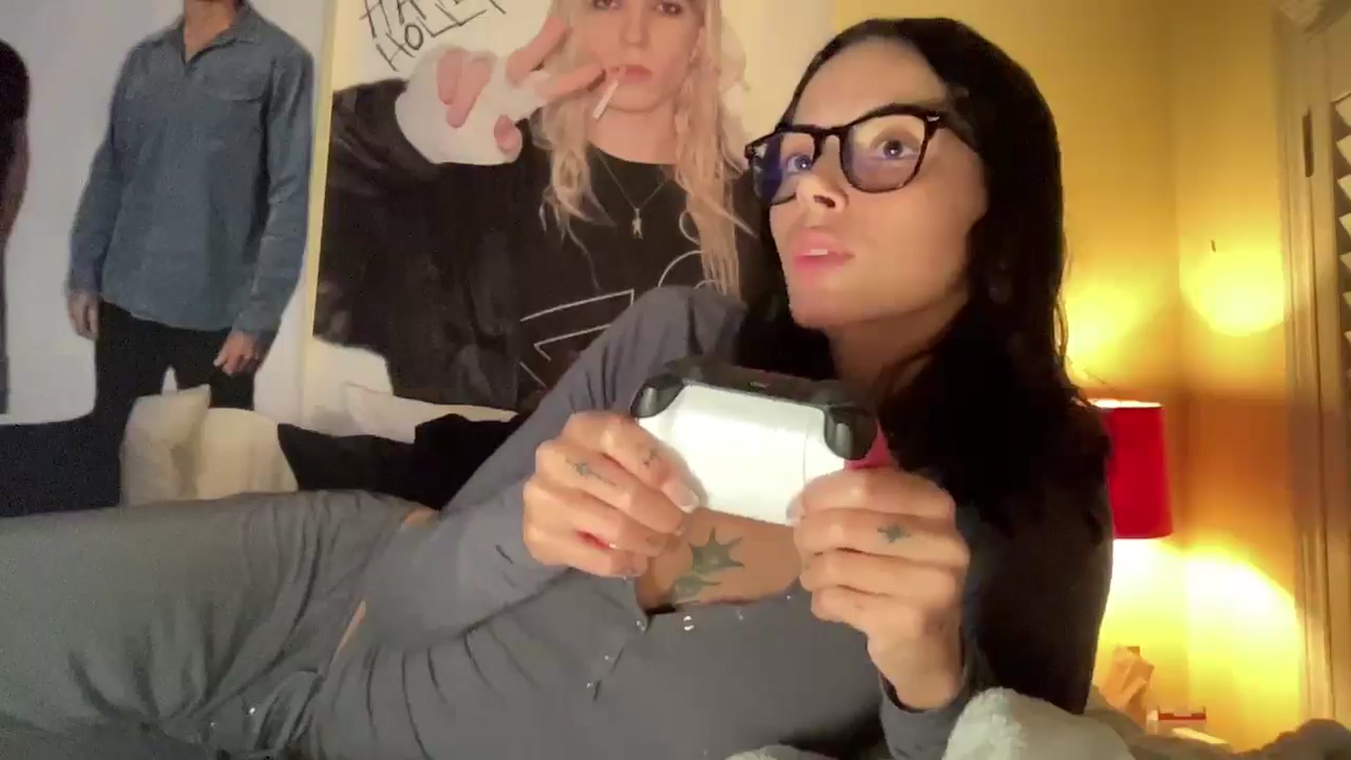 Gallery image thumbnail from Alliefrost's myfreecams stream on, 11/20/2025, 03:19 image 19 of 20