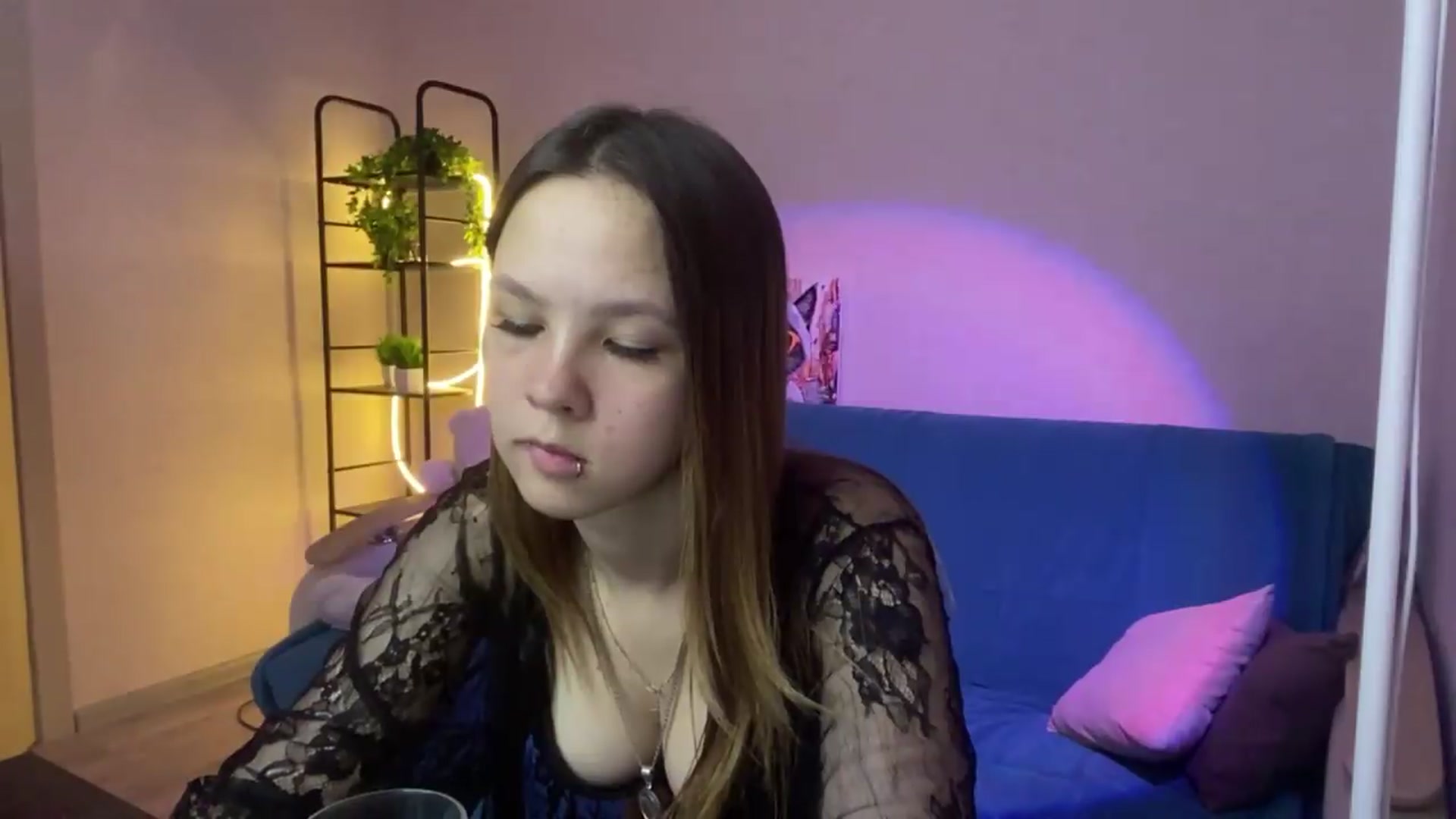 Gallery image thumbnail from AllisonArgentt's myfreecams stream on, 07/16/2026, 10:03 image 16 of 20