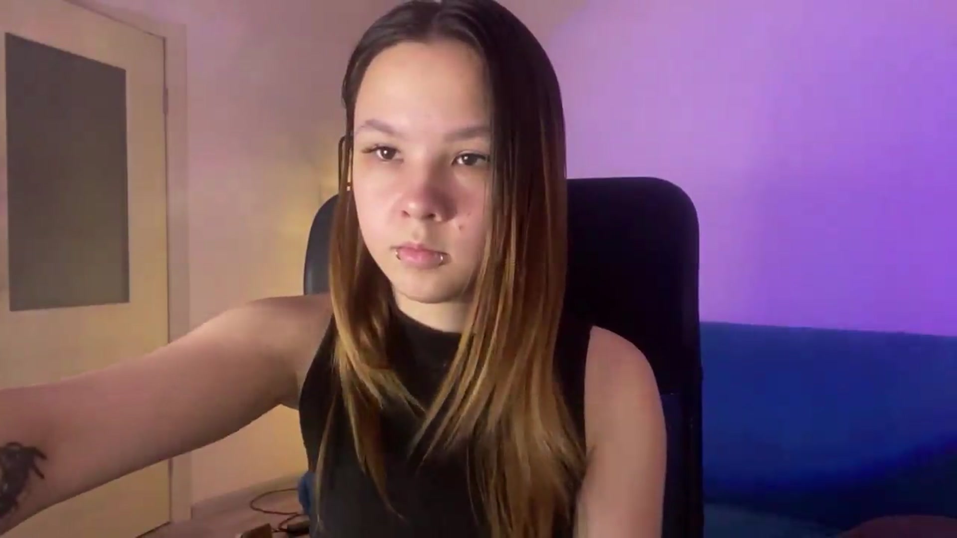 Gallery image thumbnail from AllisonArgentt's myfreecams stream on, 07/27/2026, 09:32 image 9 of 20