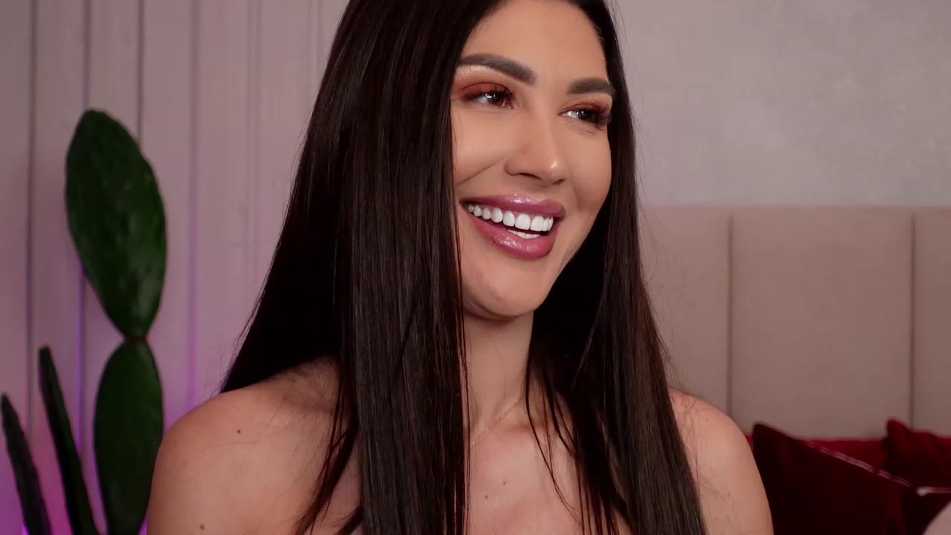 Gallery image thumbnail from AllisonDesire's myfreecams stream on, 01/26/2023, 11:00 image 13 of 20