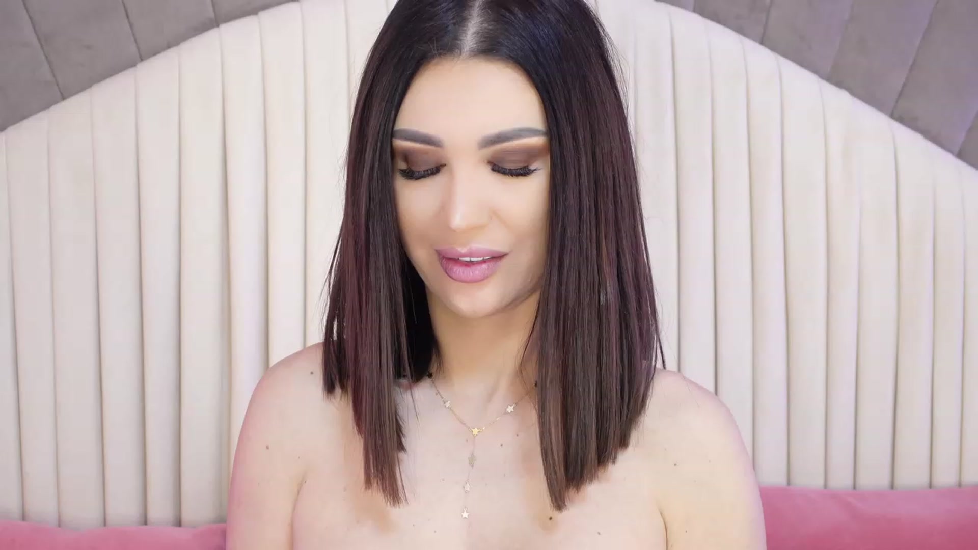 Gallery image thumbnail from AllisonDesire's myfreecams stream on, 01/17/2024, 06:52 image 1 of 20
