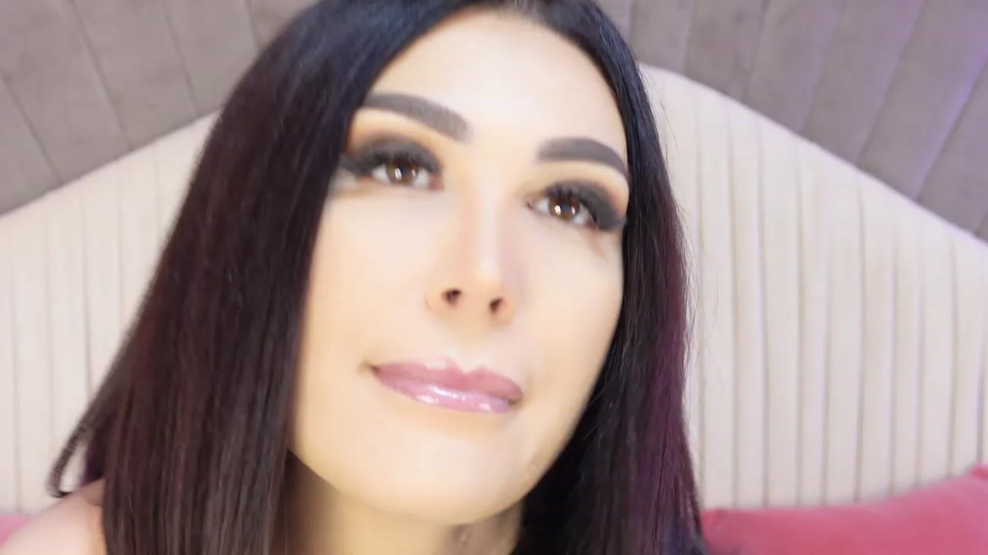 Gallery image thumbnail from AllisonDesire's myfreecams stream on, 02/02/2024, 13:39 image 2 of 20
