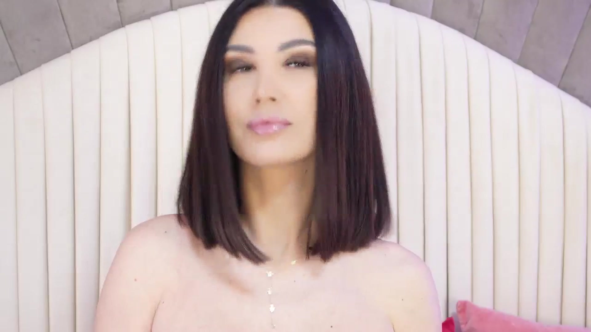 Gallery image thumbnail from AllisonDesire's myfreecams stream on, 02/22/2024, 10:37 image 3 of 20