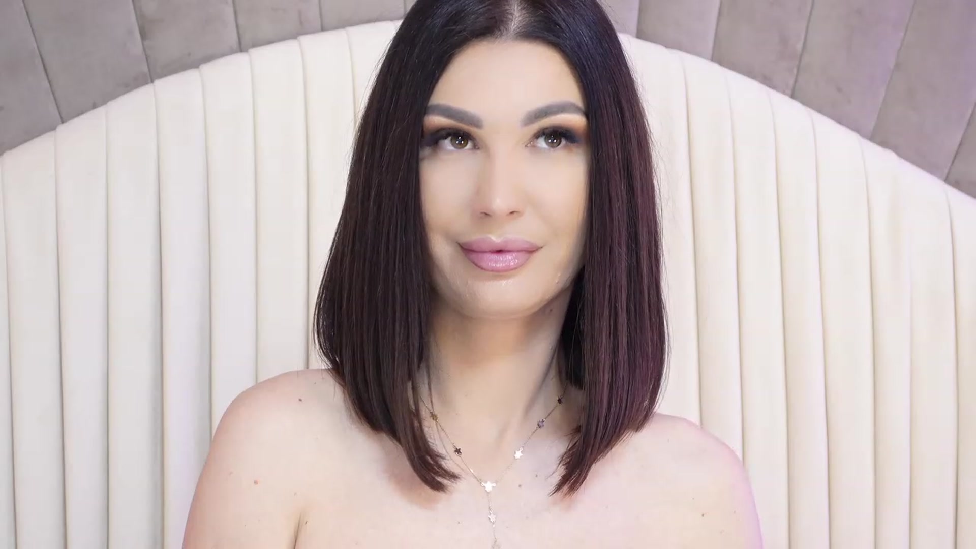 Gallery image thumbnail from AllisonDesire's myfreecams stream on, 02/26/2024, 16:35 image 16 of 20