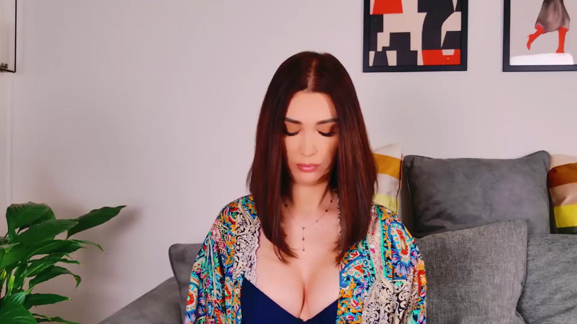 Gallery image thumbnail from AllisonDesire's myfreecams stream on, 05/16/2024, 13:39 image 1 of 20
