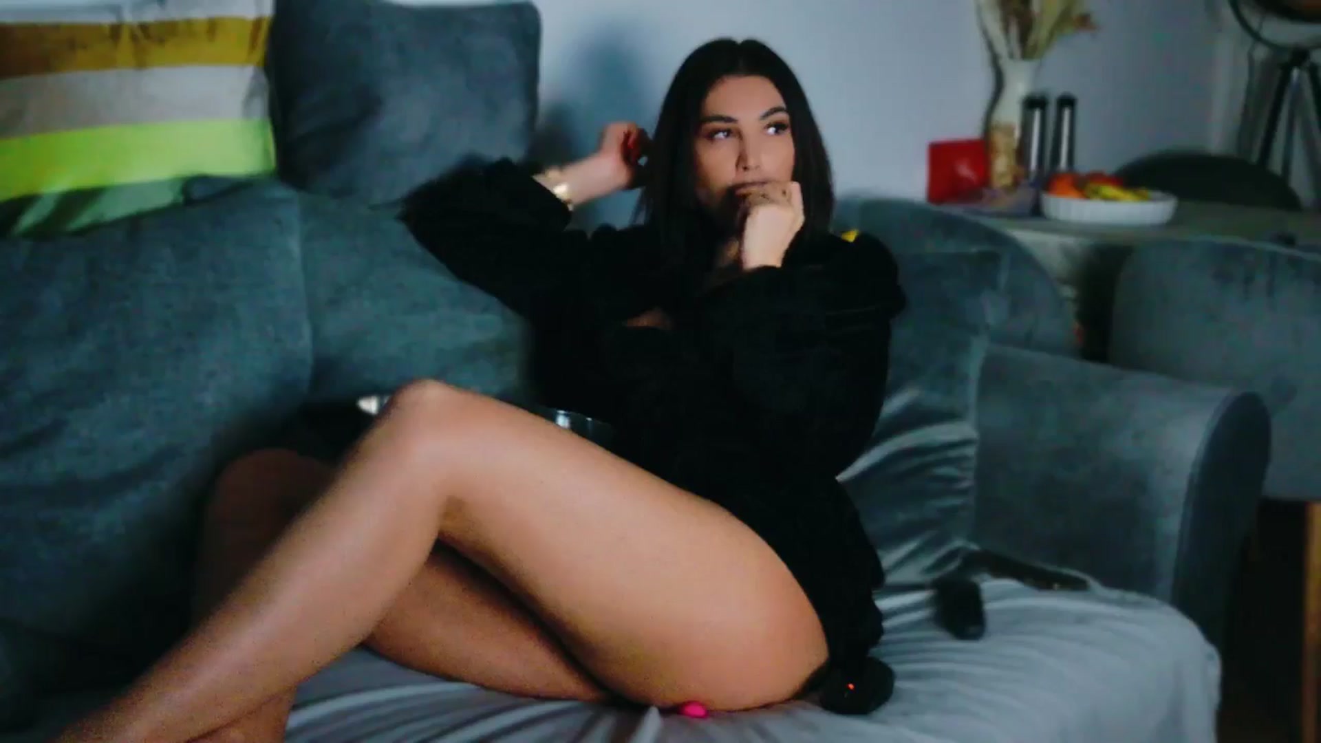 Gallery image thumbnail from AllisonDesire's myfreecams stream on, 05/16/2024, 20:45 image 7 of 20