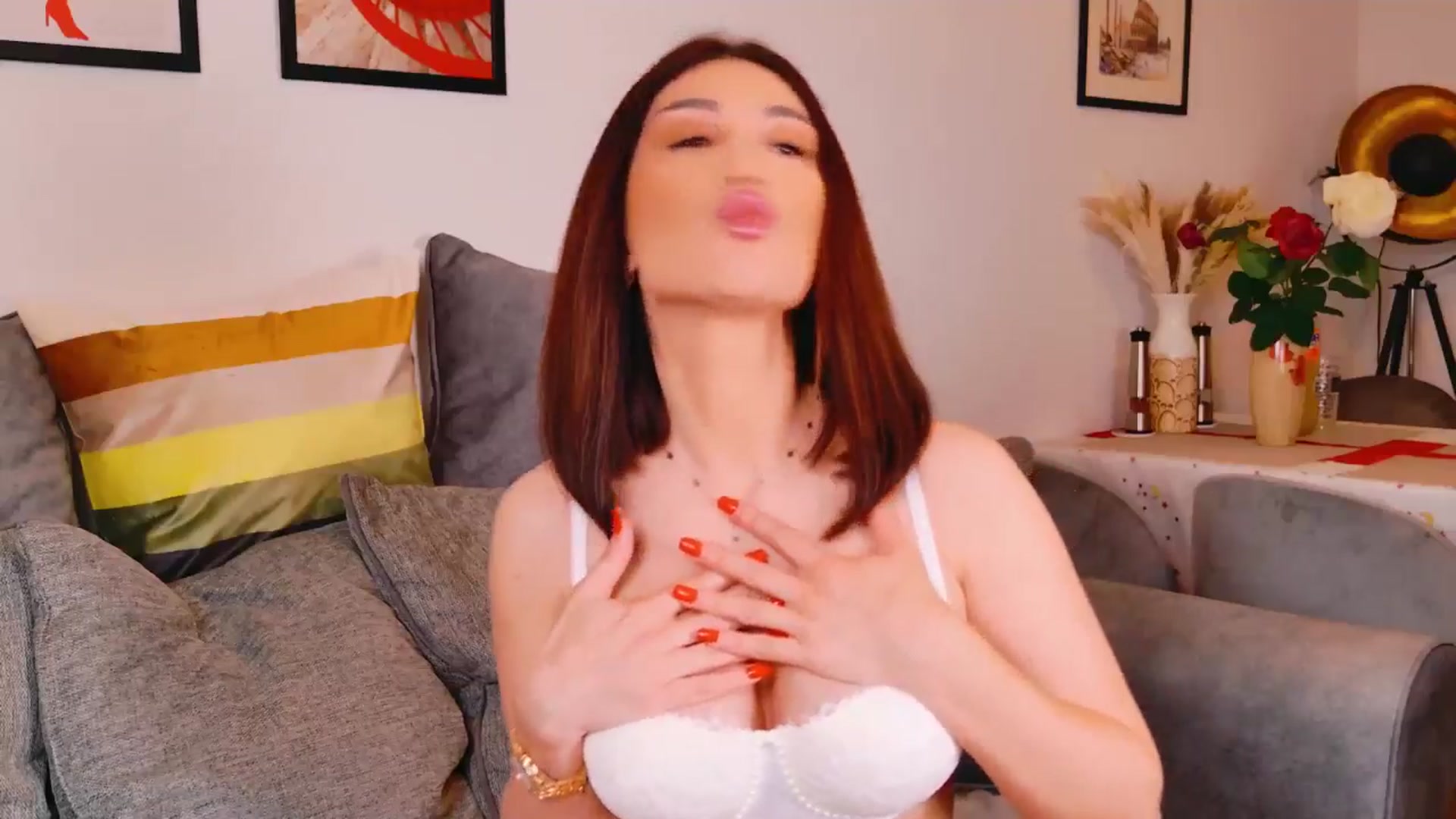 Gallery image thumbnail from AllisonDesire's myfreecams stream on, 05/26/2024, 19:26 image 7 of 20