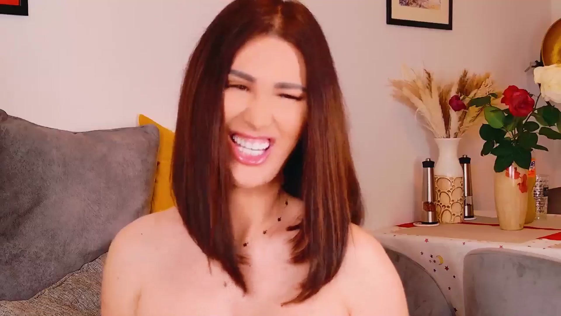 Gallery image thumbnail from AllisonDesire's myfreecams stream on, 05/26/2024, 20:36 image 12 of 20