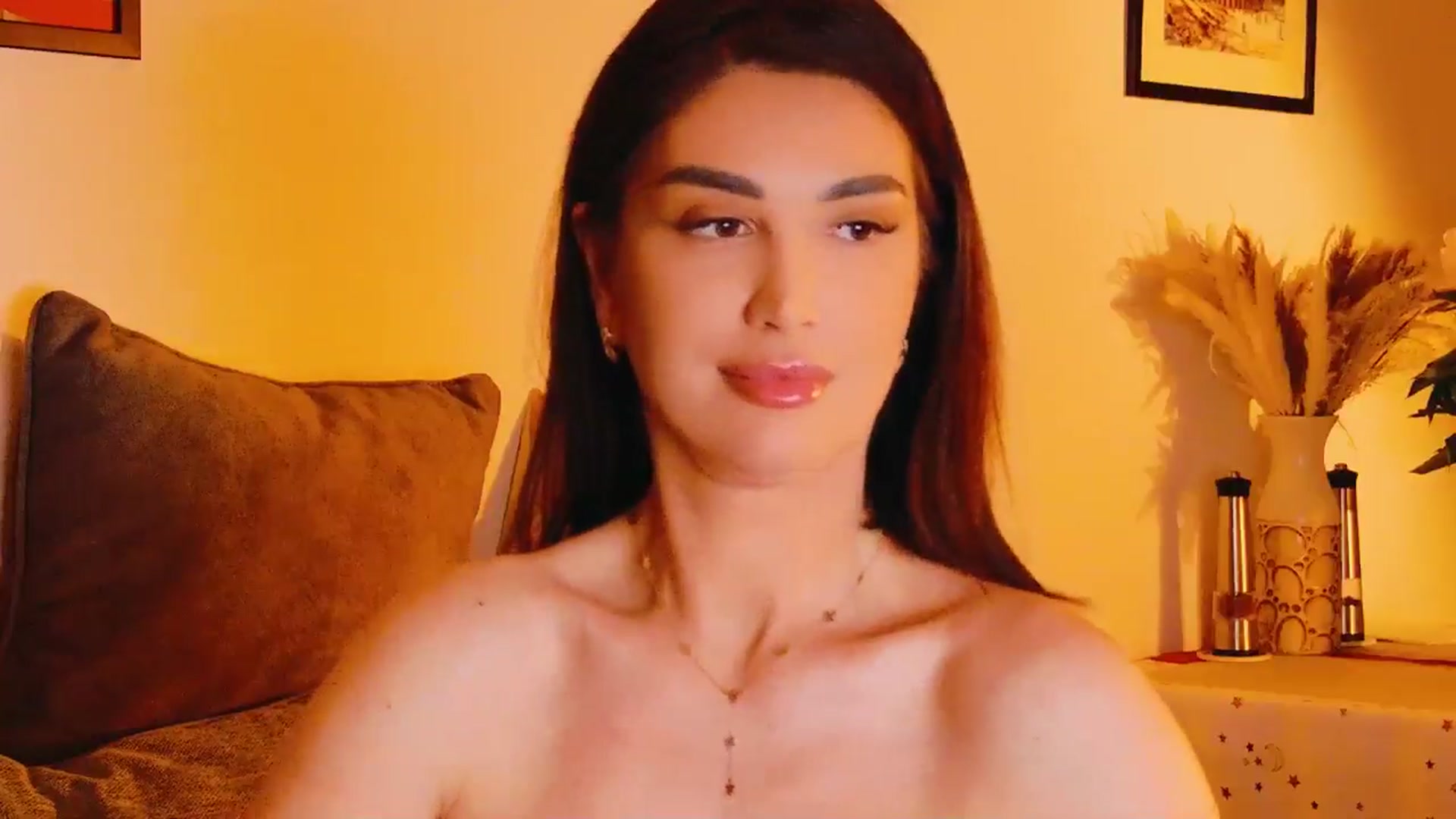 Gallery image thumbnail from AllisonDesire's myfreecams stream on, 05/30/2024, 19:45 image 10 of 20