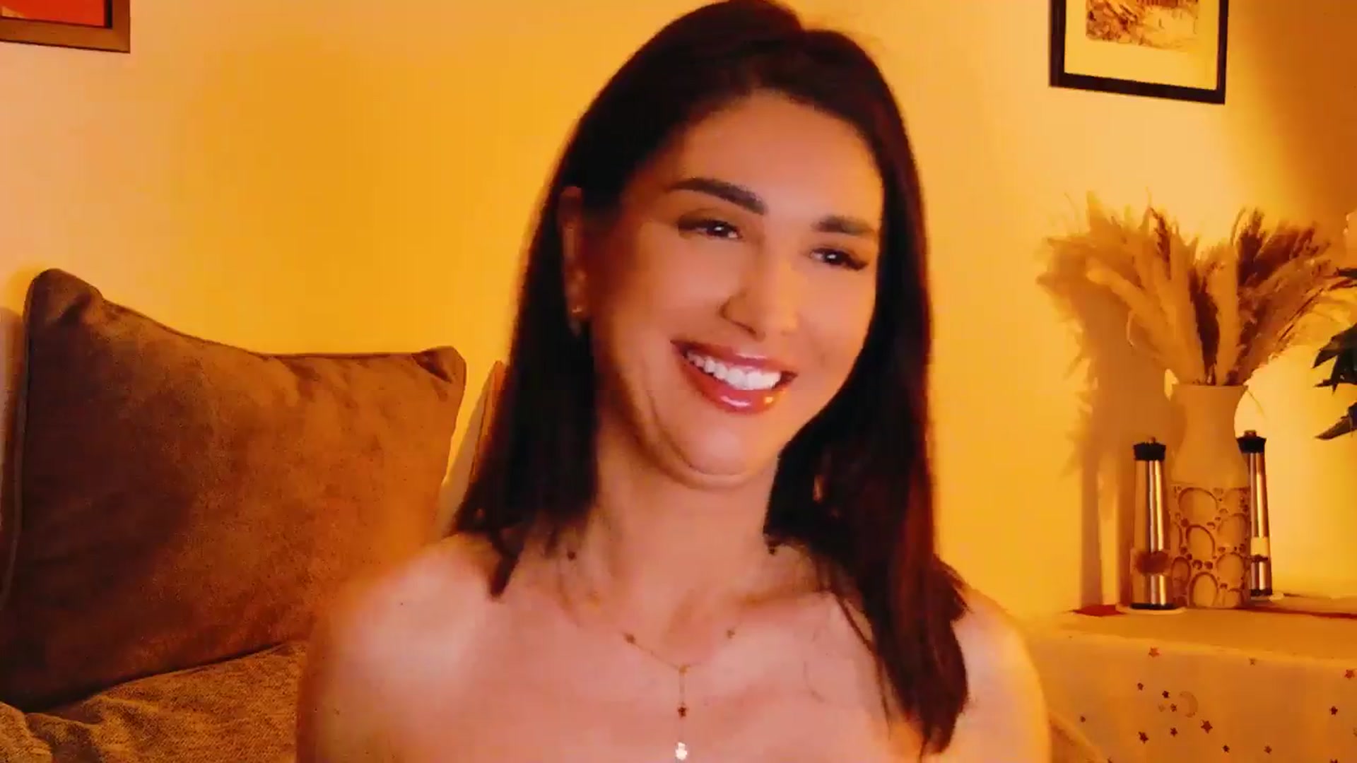 Gallery image thumbnail from AllisonDesire's myfreecams stream on, 05/30/2024, 19:45 image 19 of 20